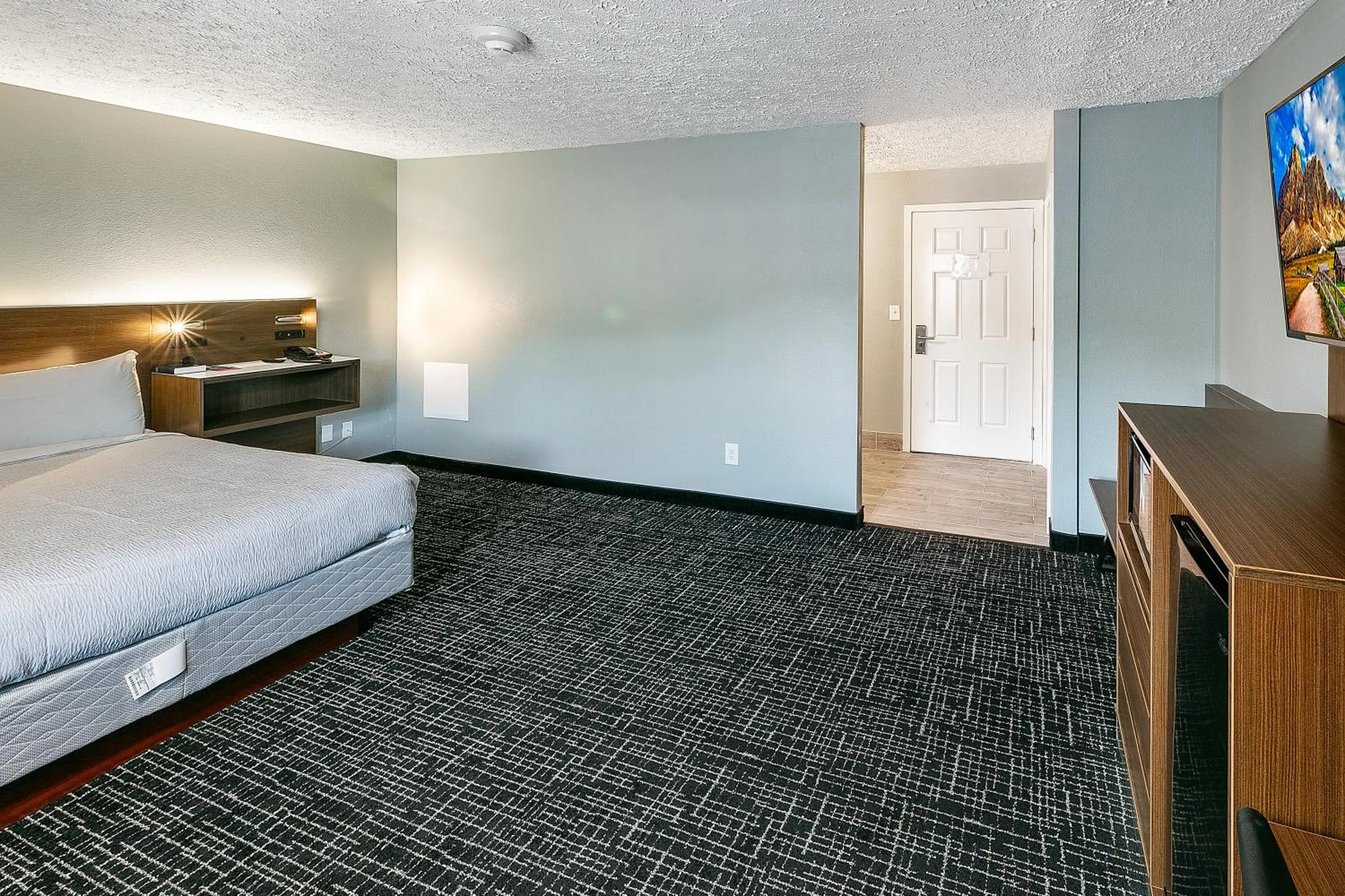 Bed in Gatlinburg Mountain Inn