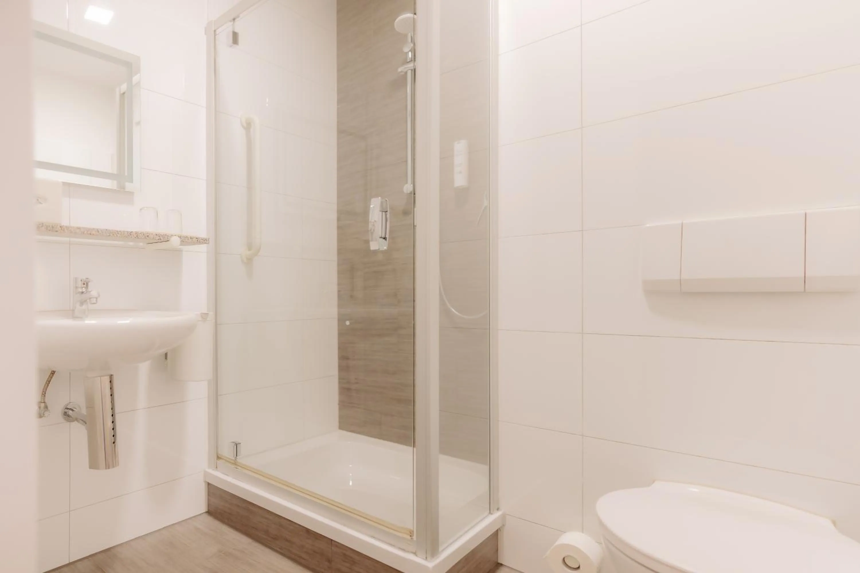 Bathroom in CASCADA Rheine by Hackmann