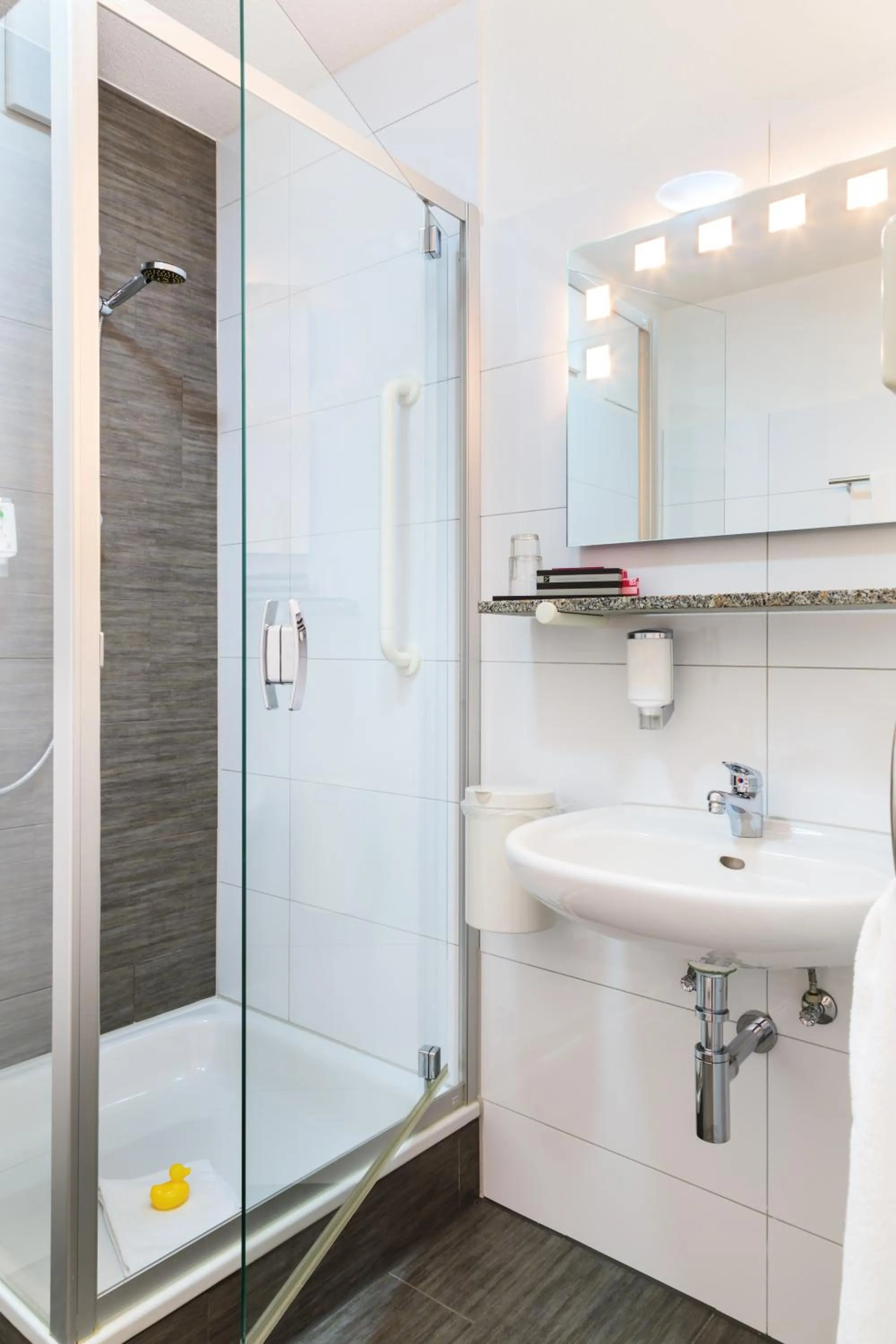 Bathroom in CASCADA Rheine by Hackmann