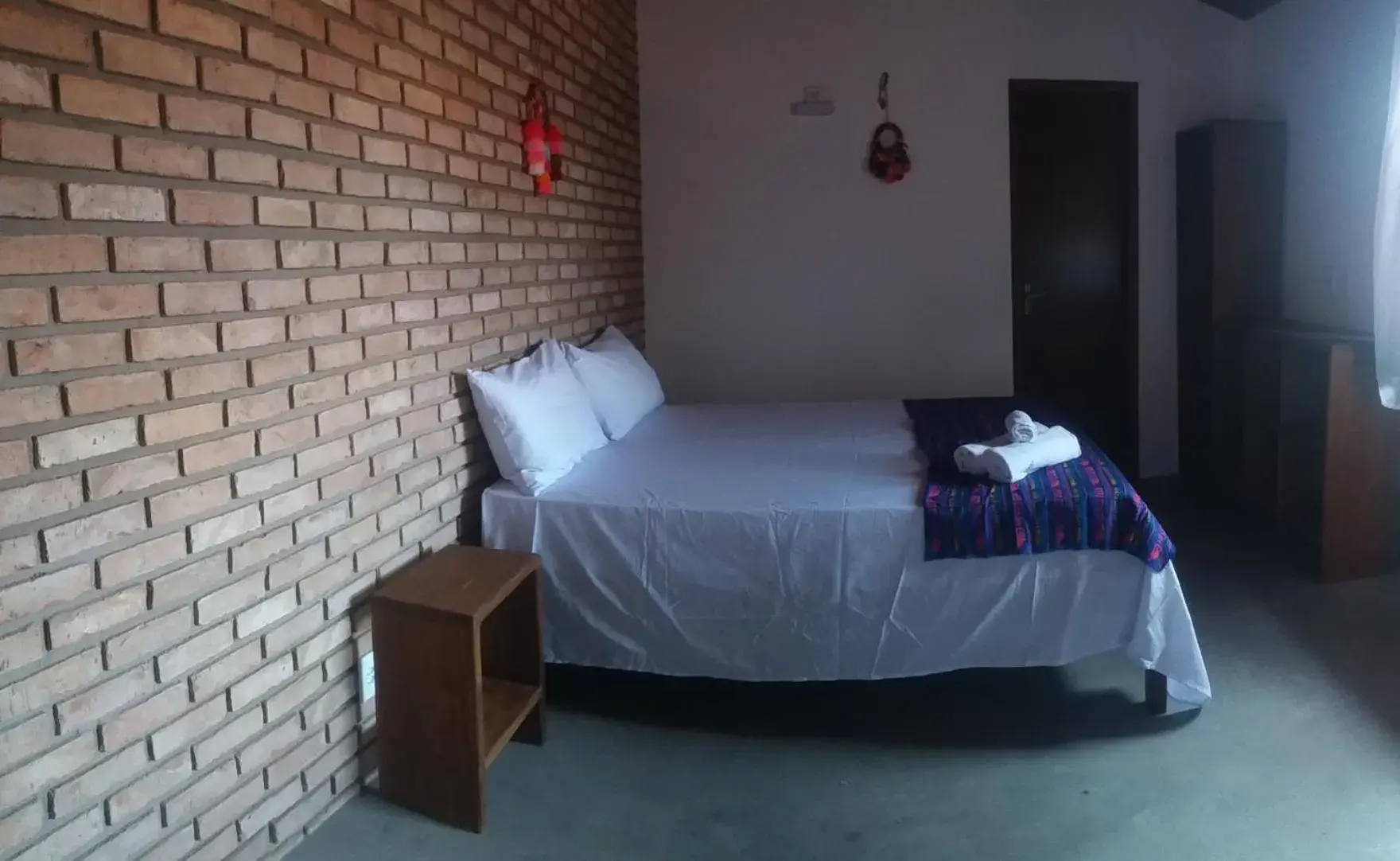 Triple Room with Bathroom - single occupancy in Pousada Pico Da Vila Triple Room with Bathroom - single occupancy in Pousada Pico Da Vila