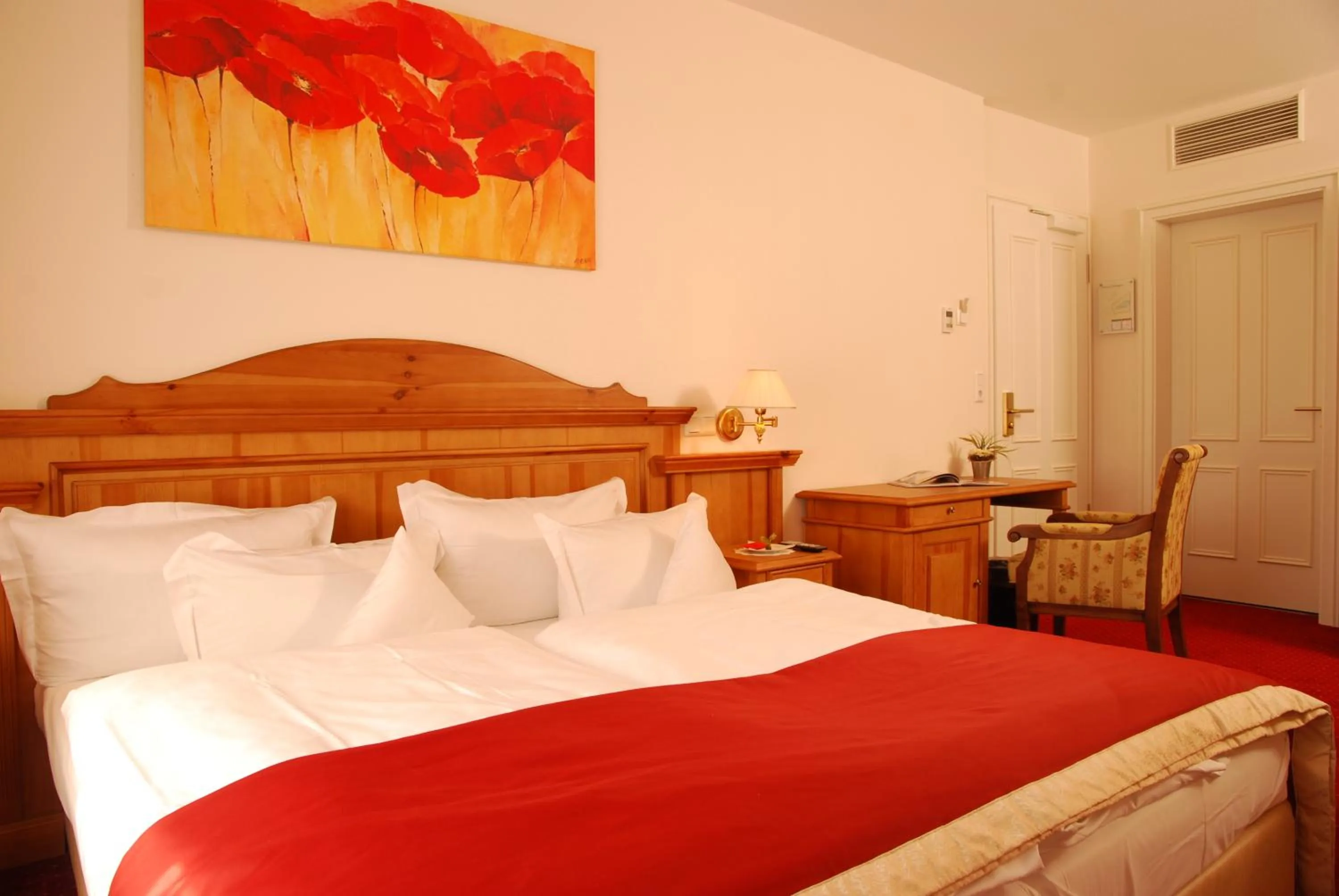 Photo of the whole room, Bed in Münsterländer Hof