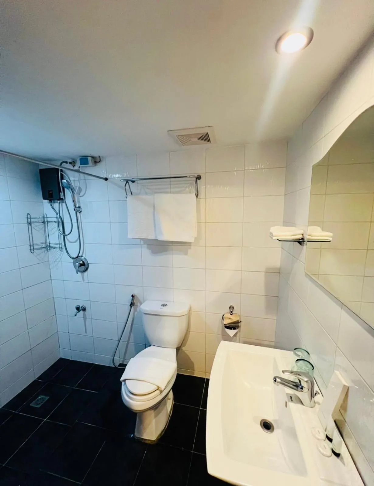 Bathroom in Arzo Hotel Manila