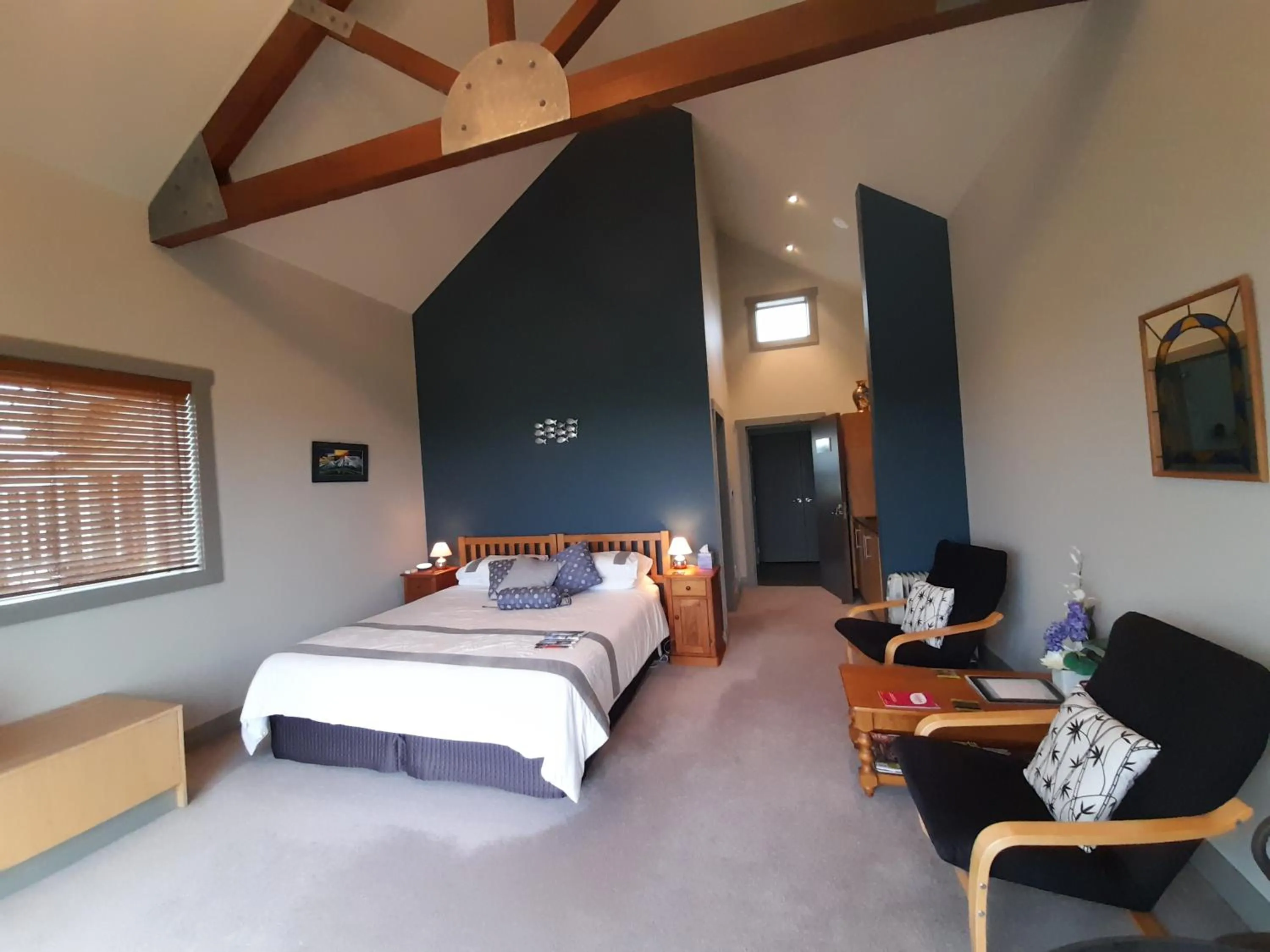Bed in Taranaki Country Lodge
