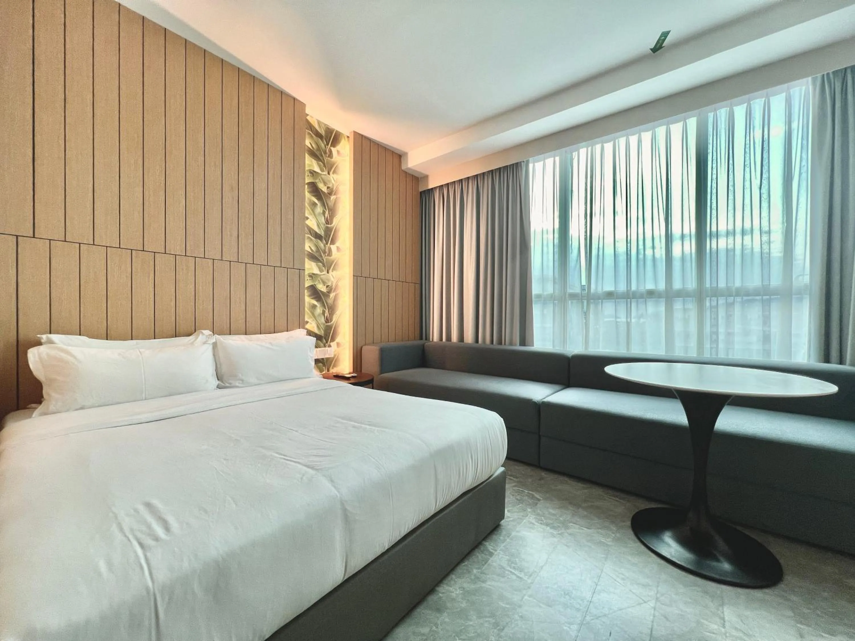 Bedroom, Bed in Harper Boutique Hotel at Sutera Avenue