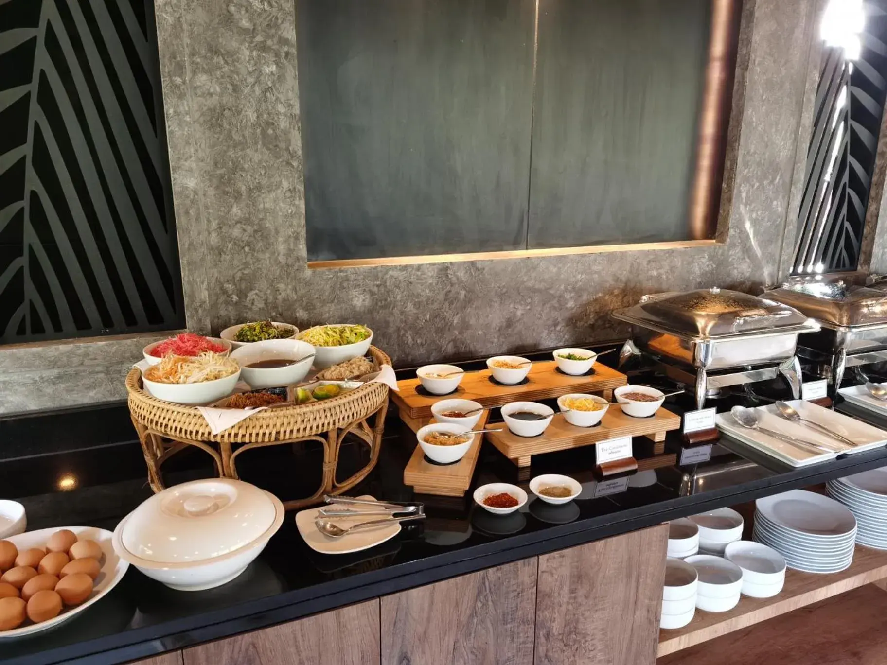 Restaurant/places to eat in The Cliff Elegance Resort Restaurant/places to eat in The Cliff Elegance Resort