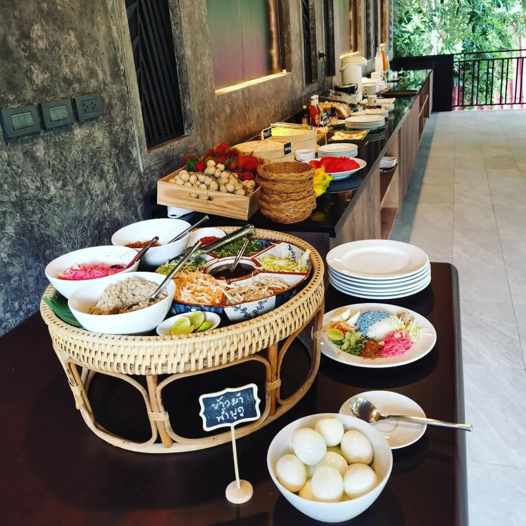 Restaurant/places to eat in The Cliff Elegance Resort Restaurant/places to eat in The Cliff Elegance Resort