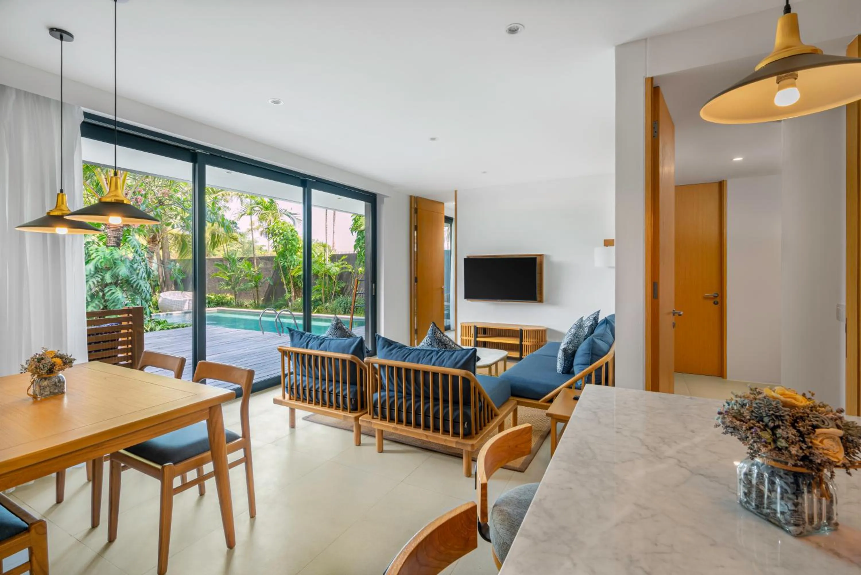 TV and multimedia in Citadines Berawa Beach Bali