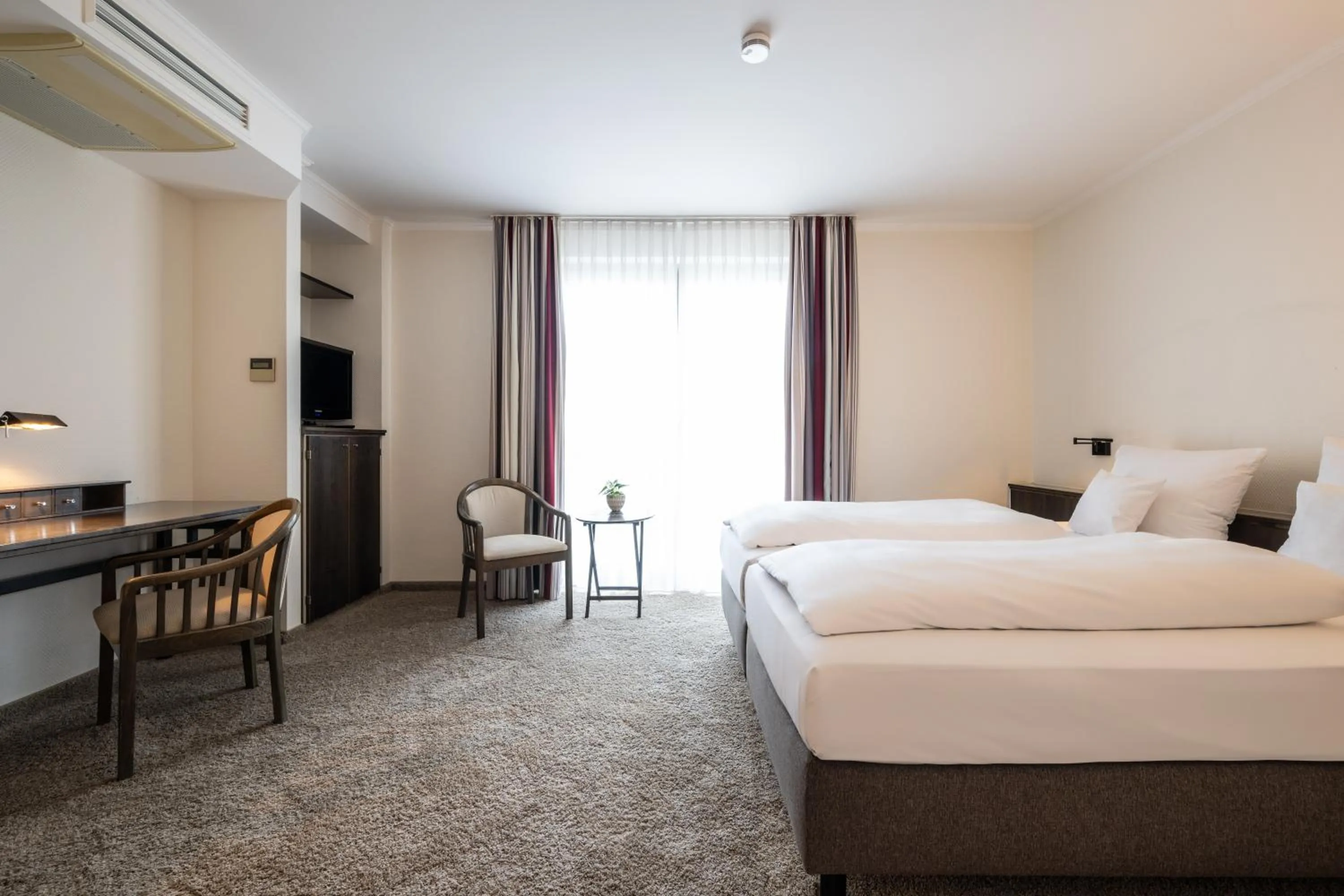 Photo of the whole room, Bed in Hotel HerzogsPark