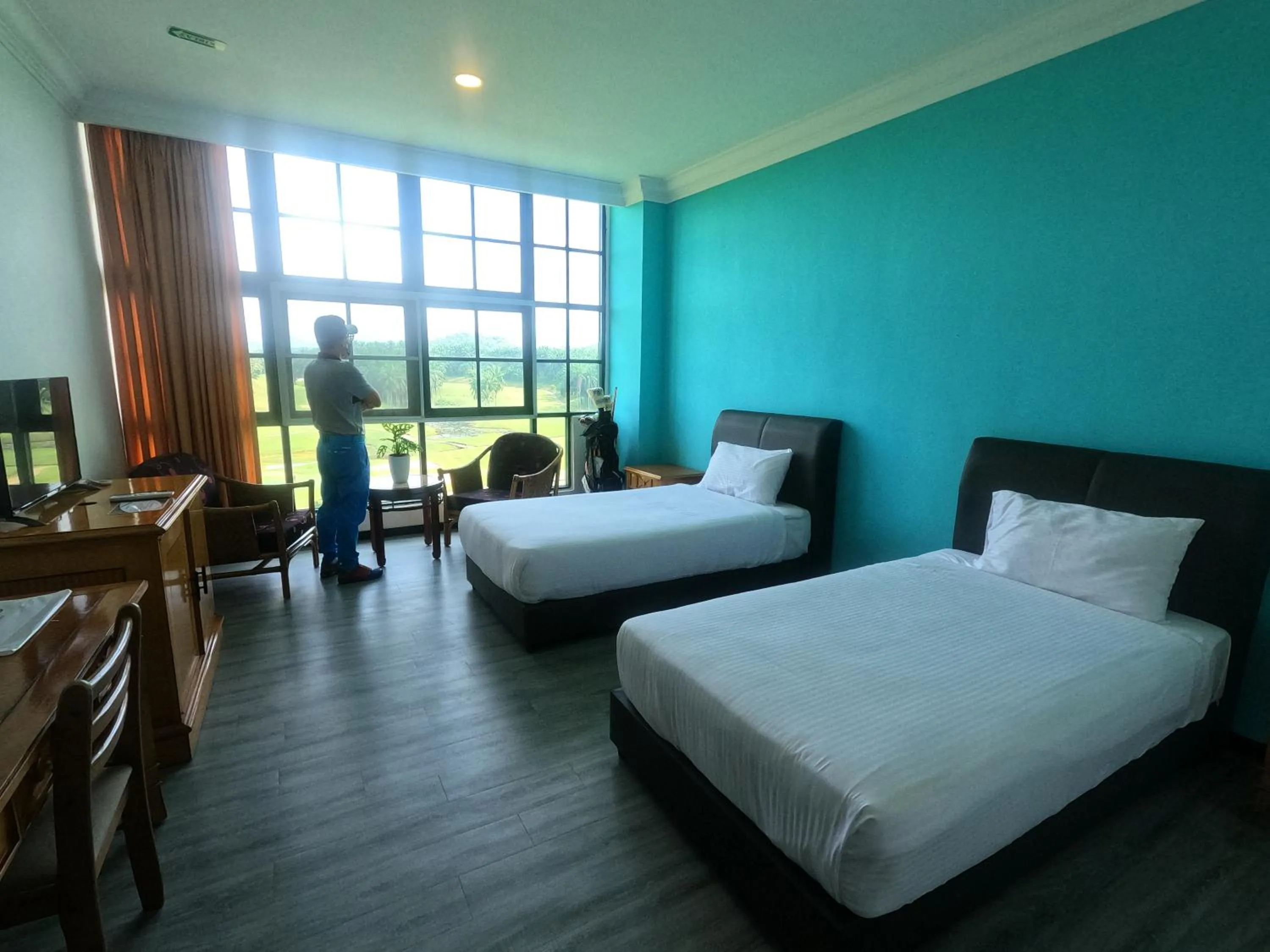 Bed in Bukit Beruntung Resort