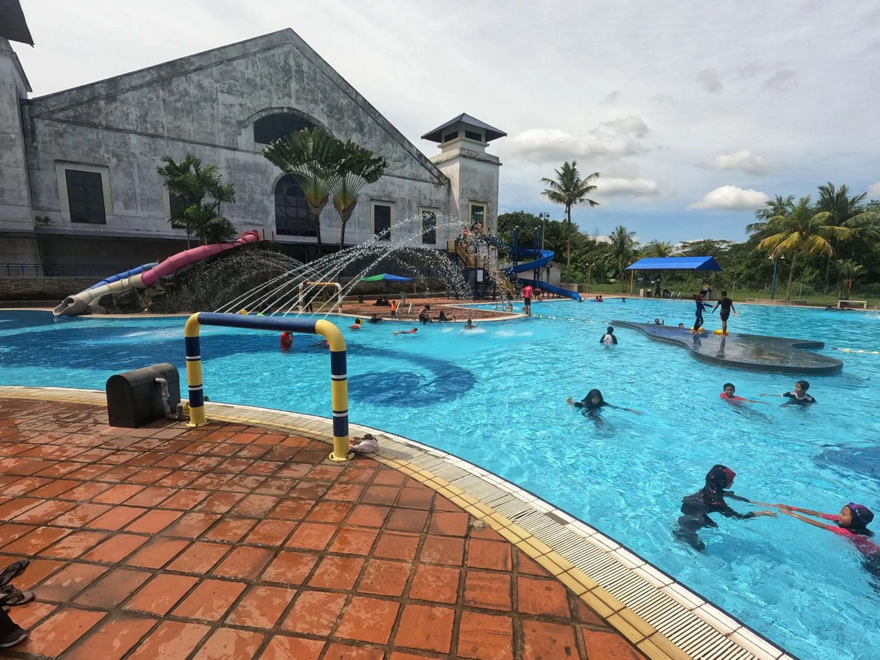Bukit Beruntung Resort