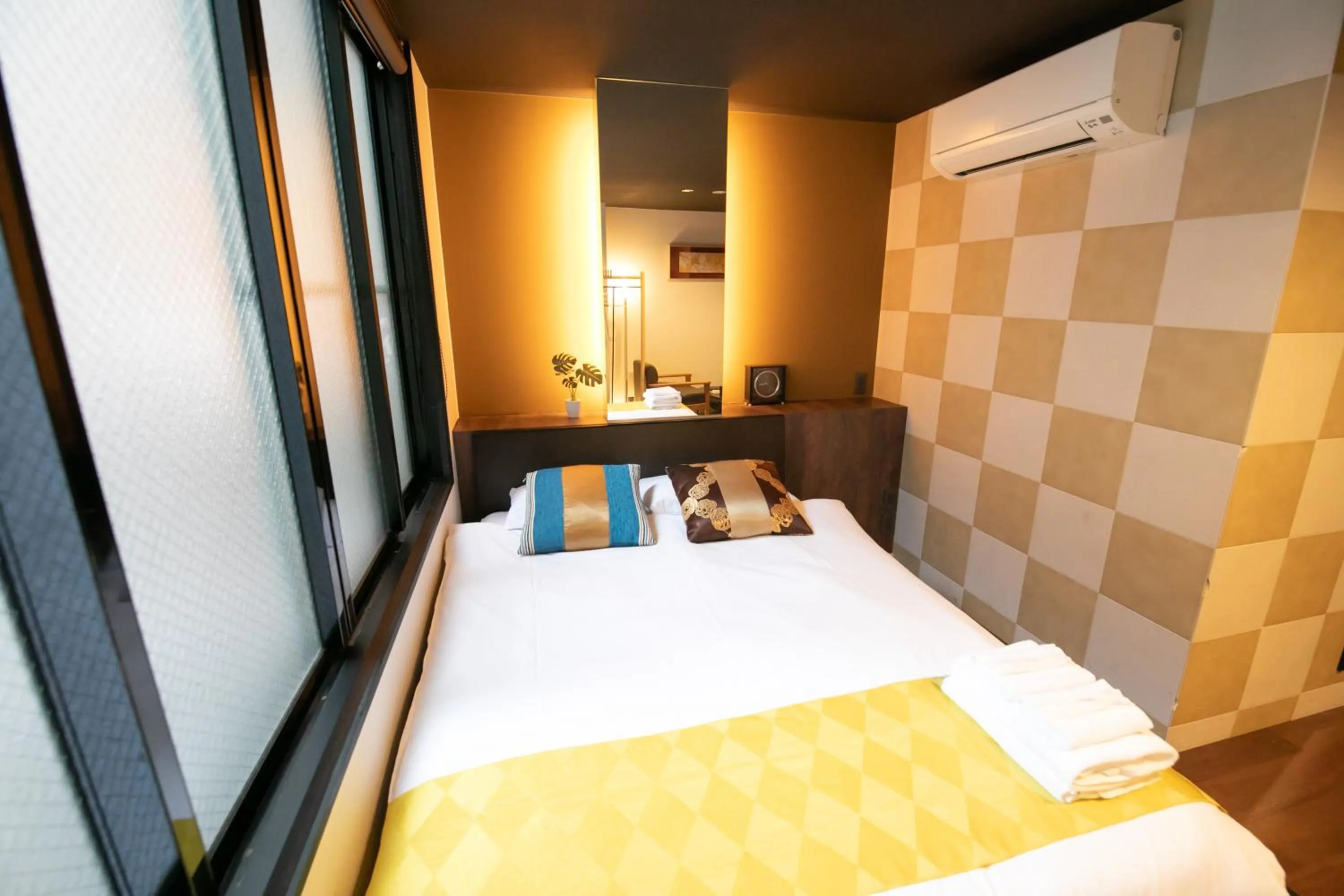 Bed in Noyado Uehonmachi