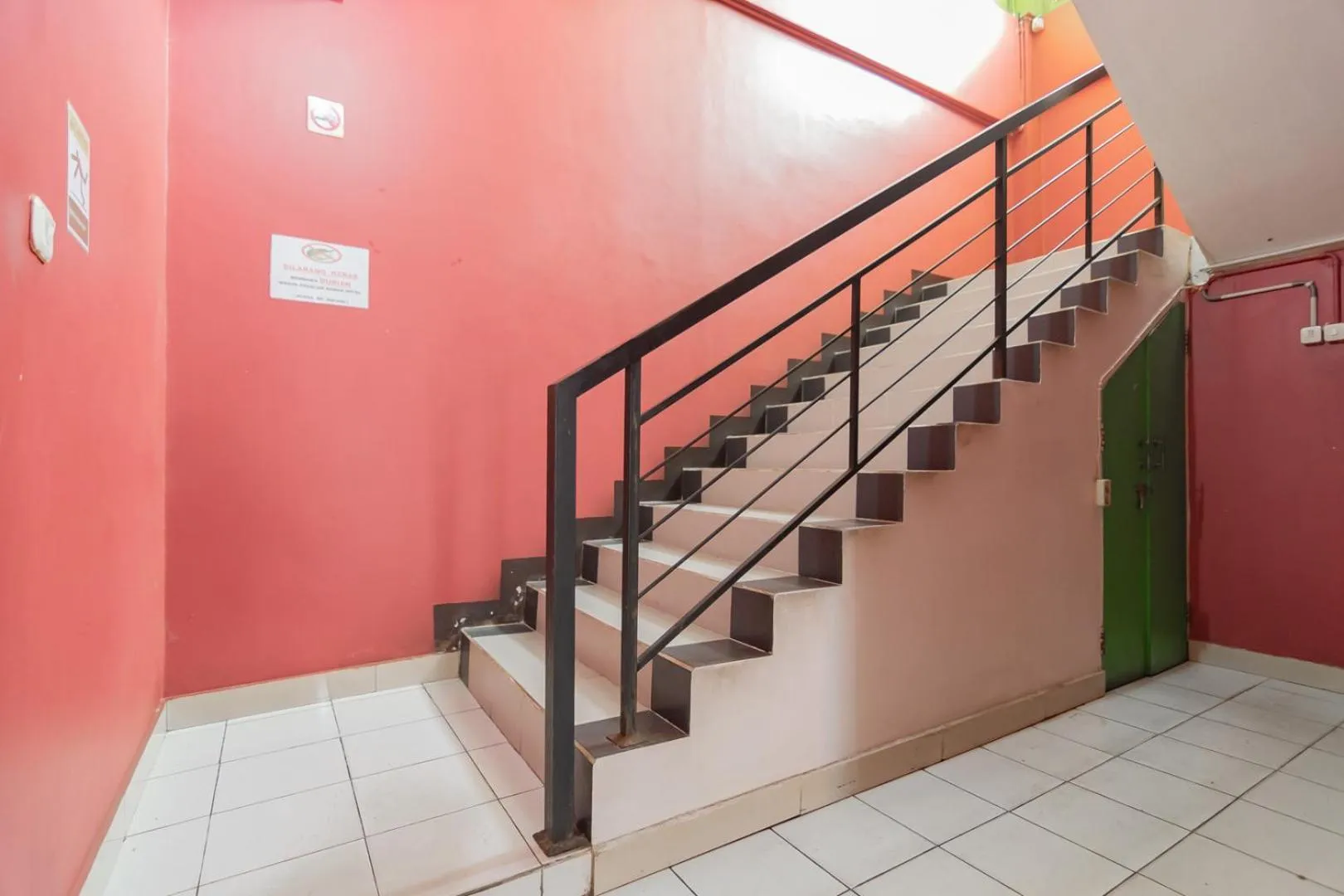 RedDoorz @ Komplek Pontianak Mall