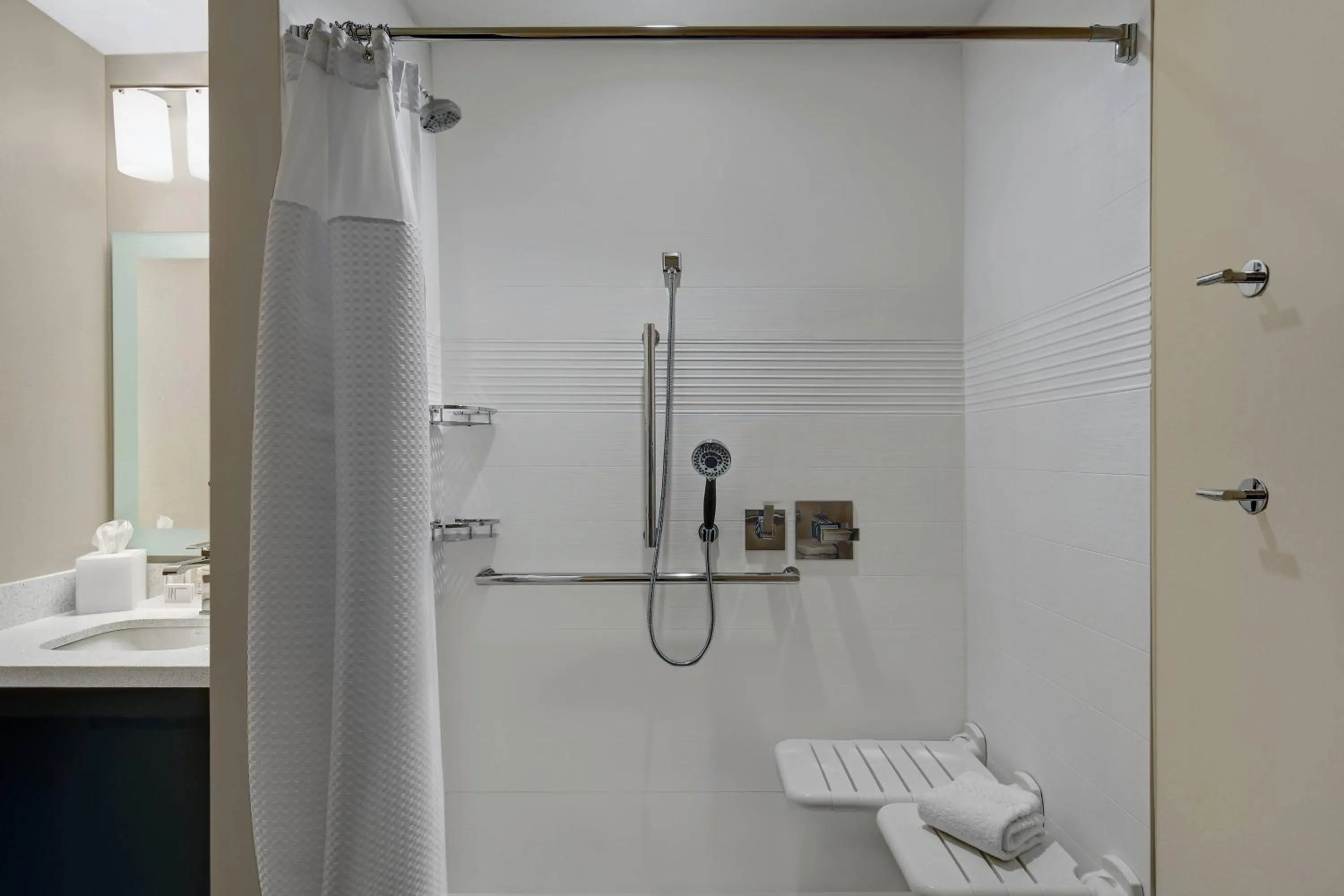 Bathroom in TownePlace Suites By Marriott Lima