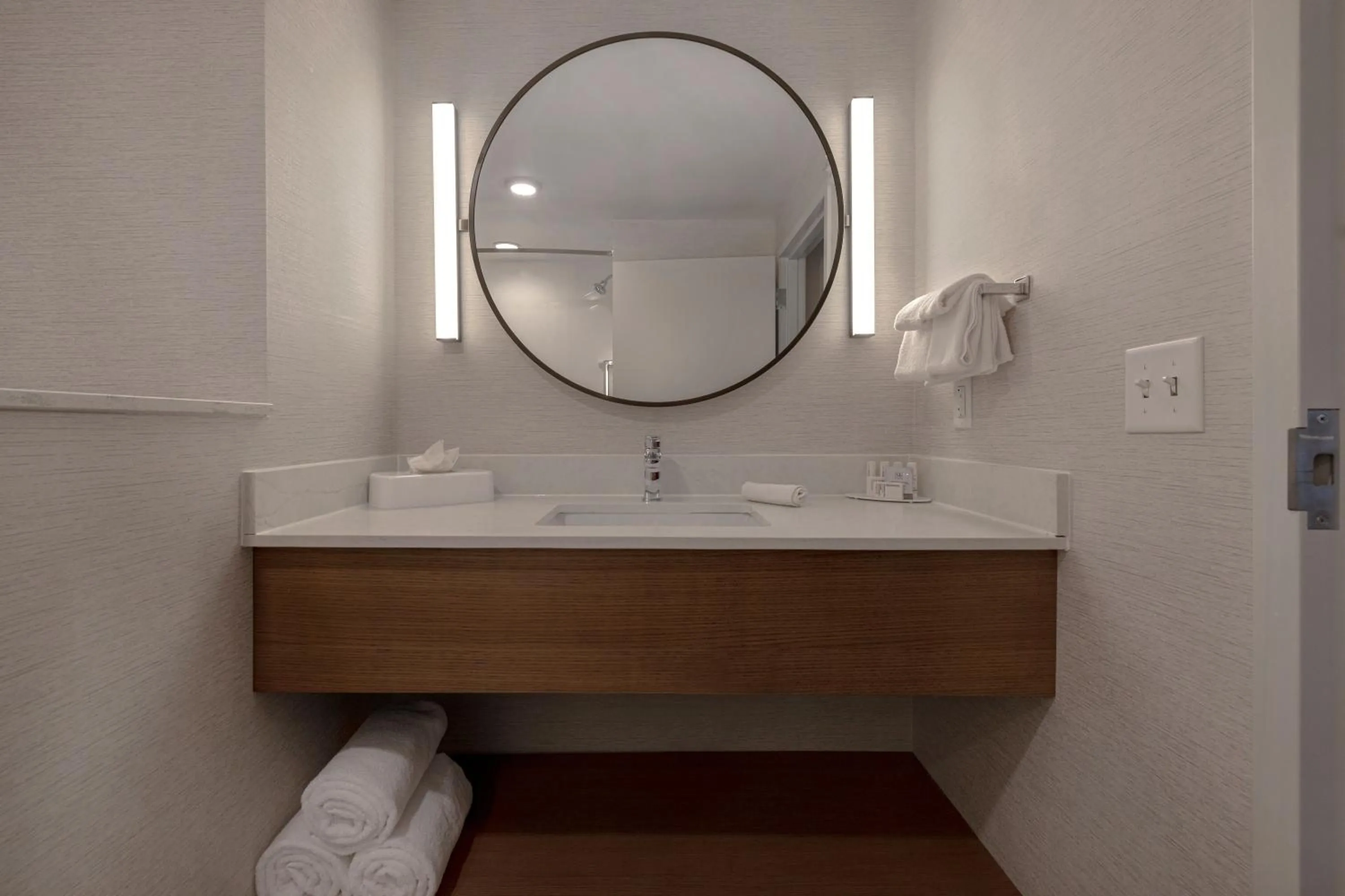 Bathroom in Fairfield by Marriott Inn & Suites Denver Airport at Gateway Park