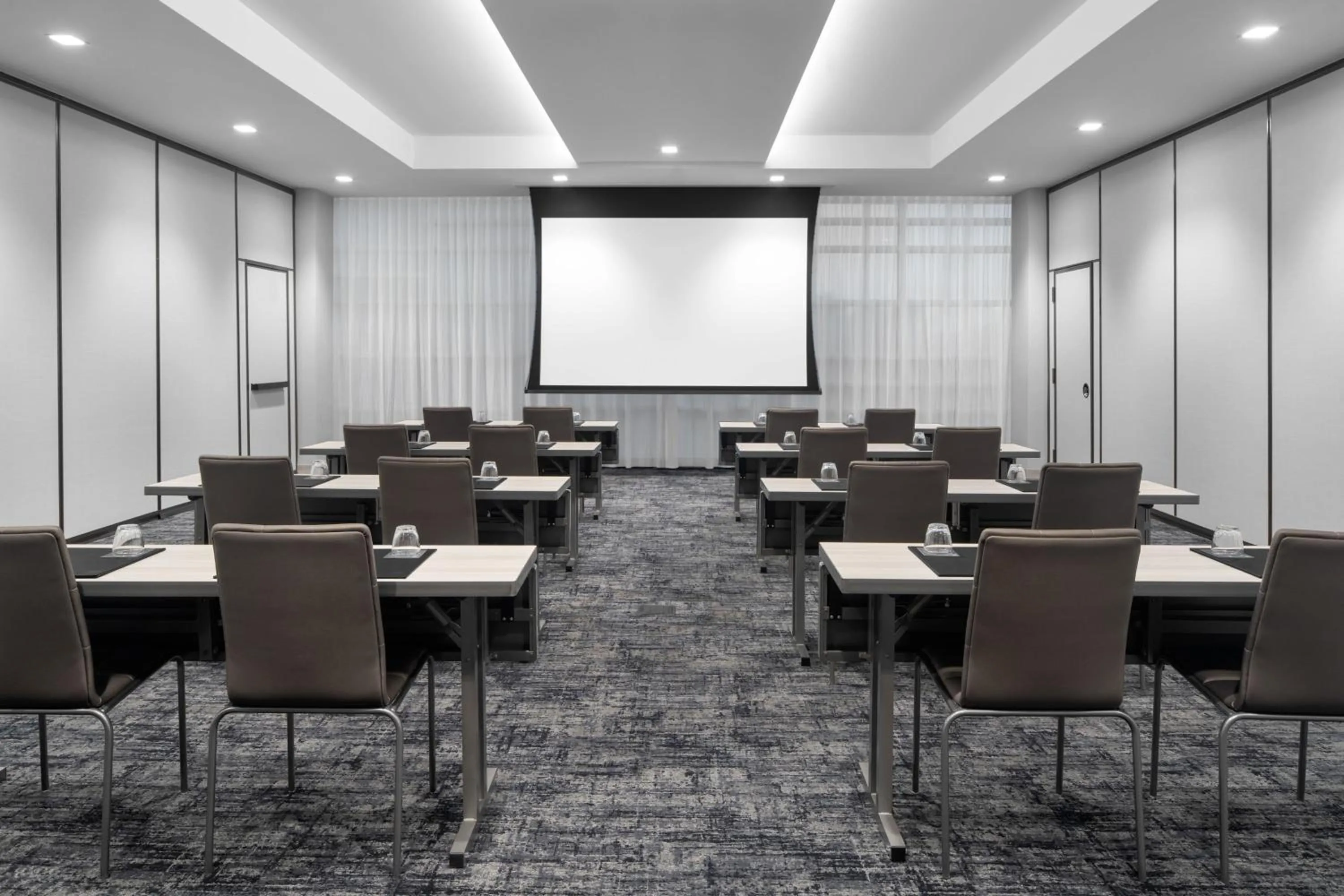 Meeting/conference room in AC Hotel by Marriott Miami Dadeland