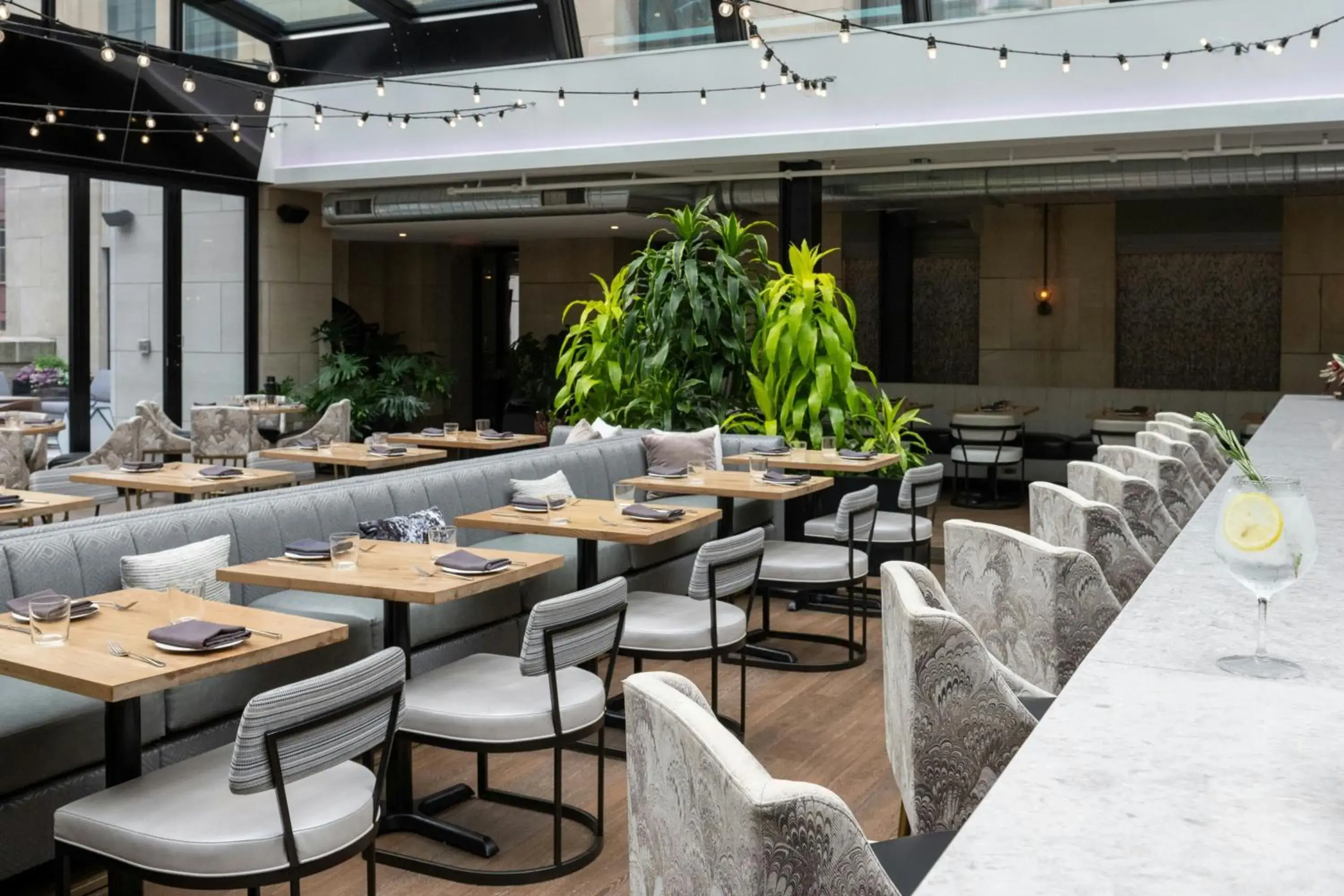 Restaurant/places to eat in Rand Tower Hotel, Minneapolis, a Tribute Portfolio Hotel Restaurant/places to eat in Rand Tower Hotel, Minneapolis, a Tribute Portfolio Hotel