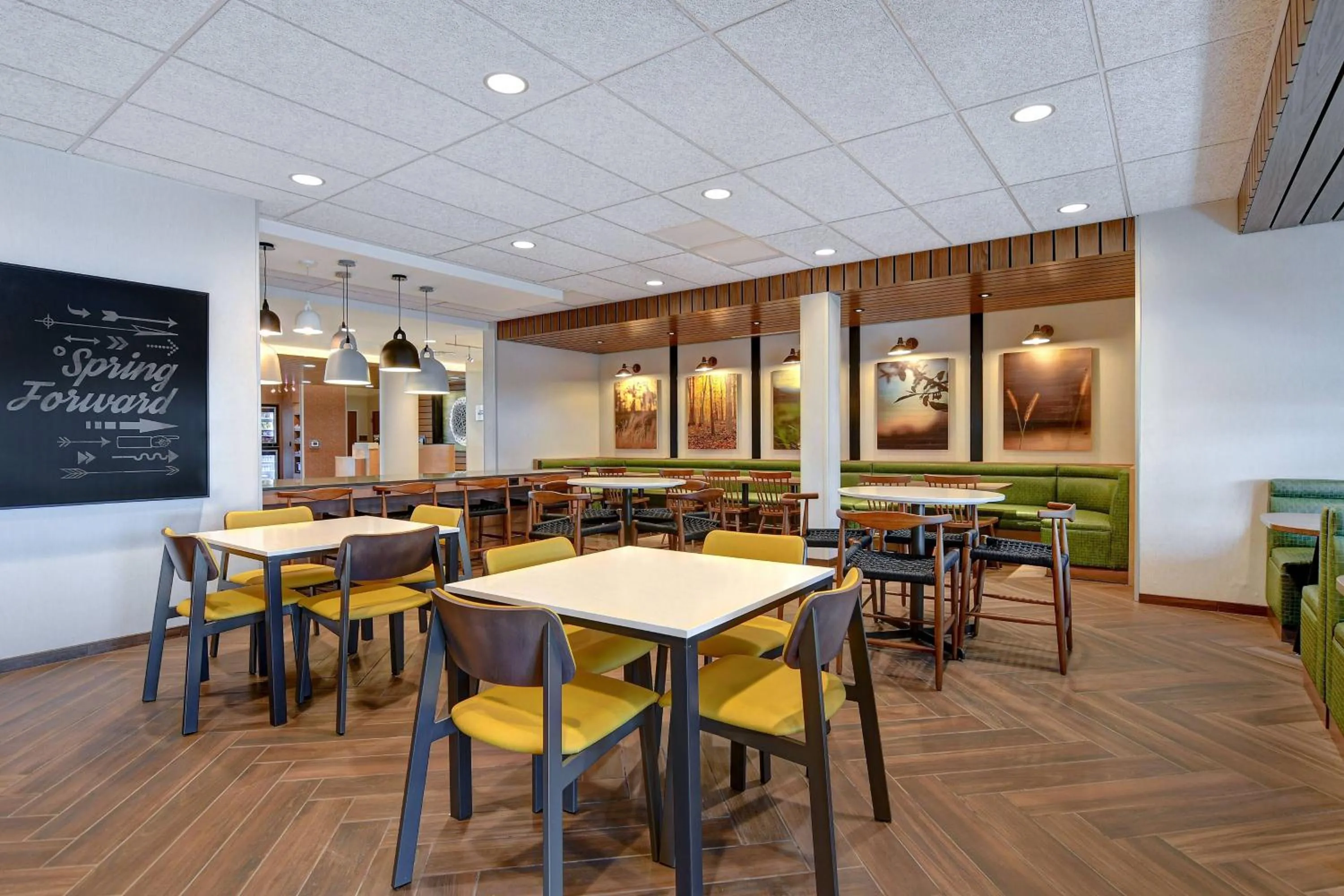 Restaurant/places to eat in Fairfield Inn & Suites by Marriott Selinsgrove