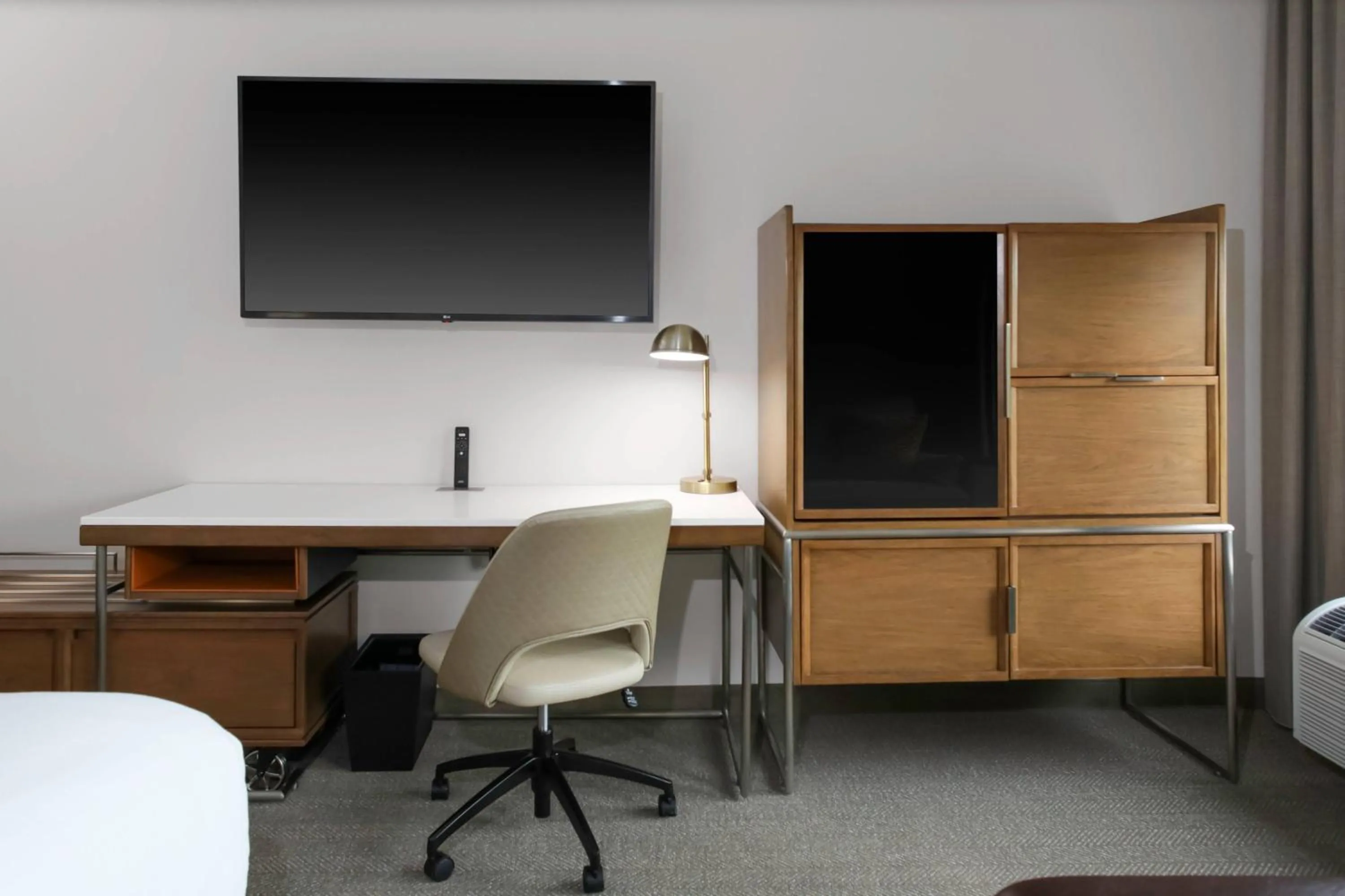 Photo of the whole room in Courtyard by Marriott Thomasville Downtown