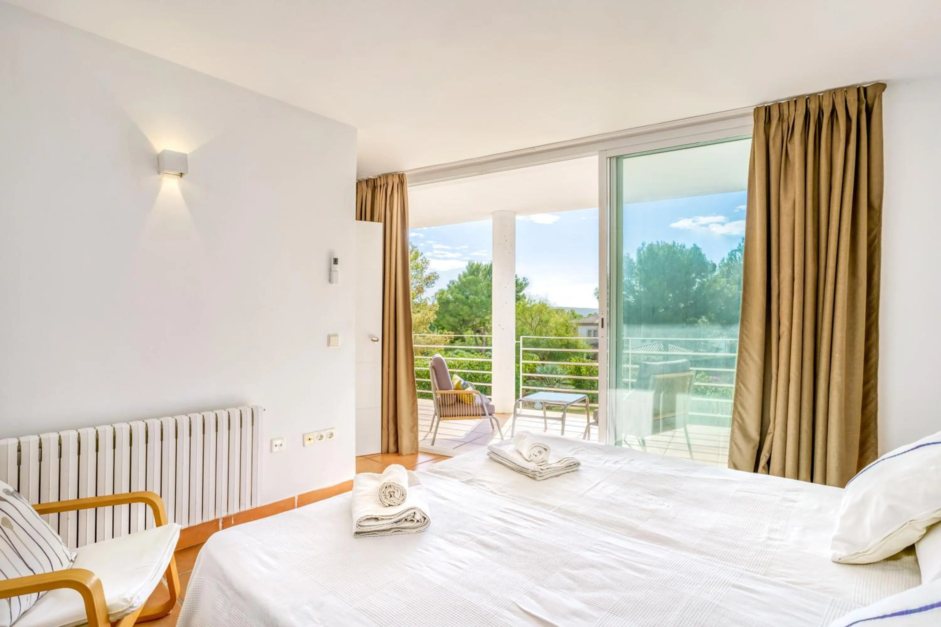 Living room, Bed in Casa Suca