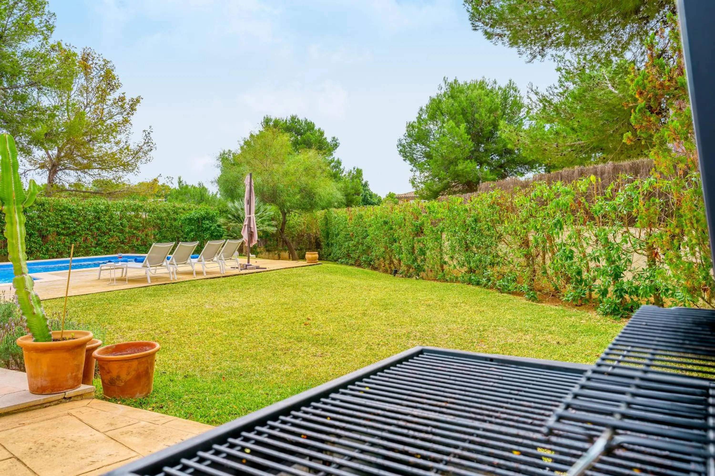 Property building in Casa Suca