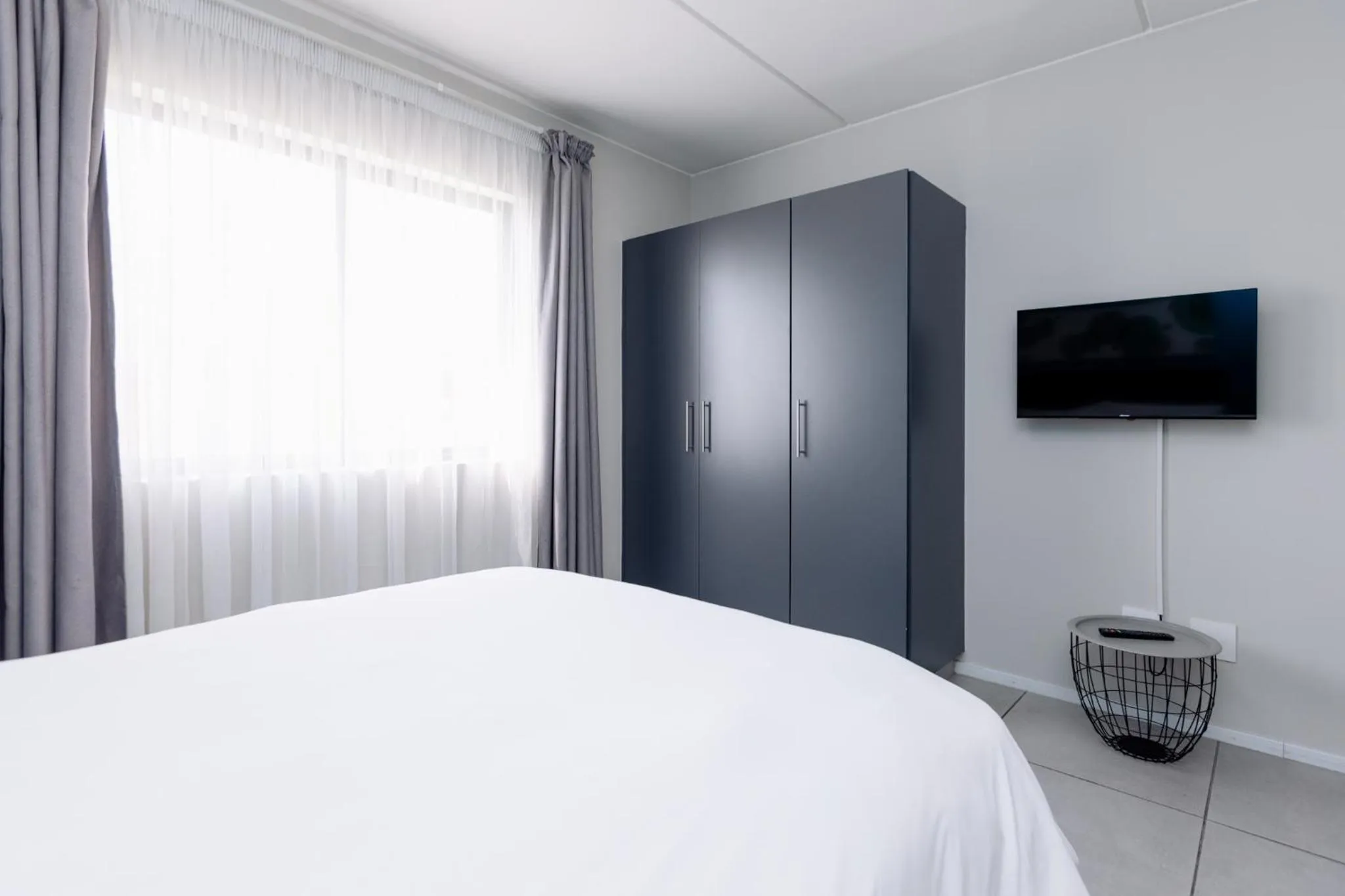 Bed in MINT Express Sandton View