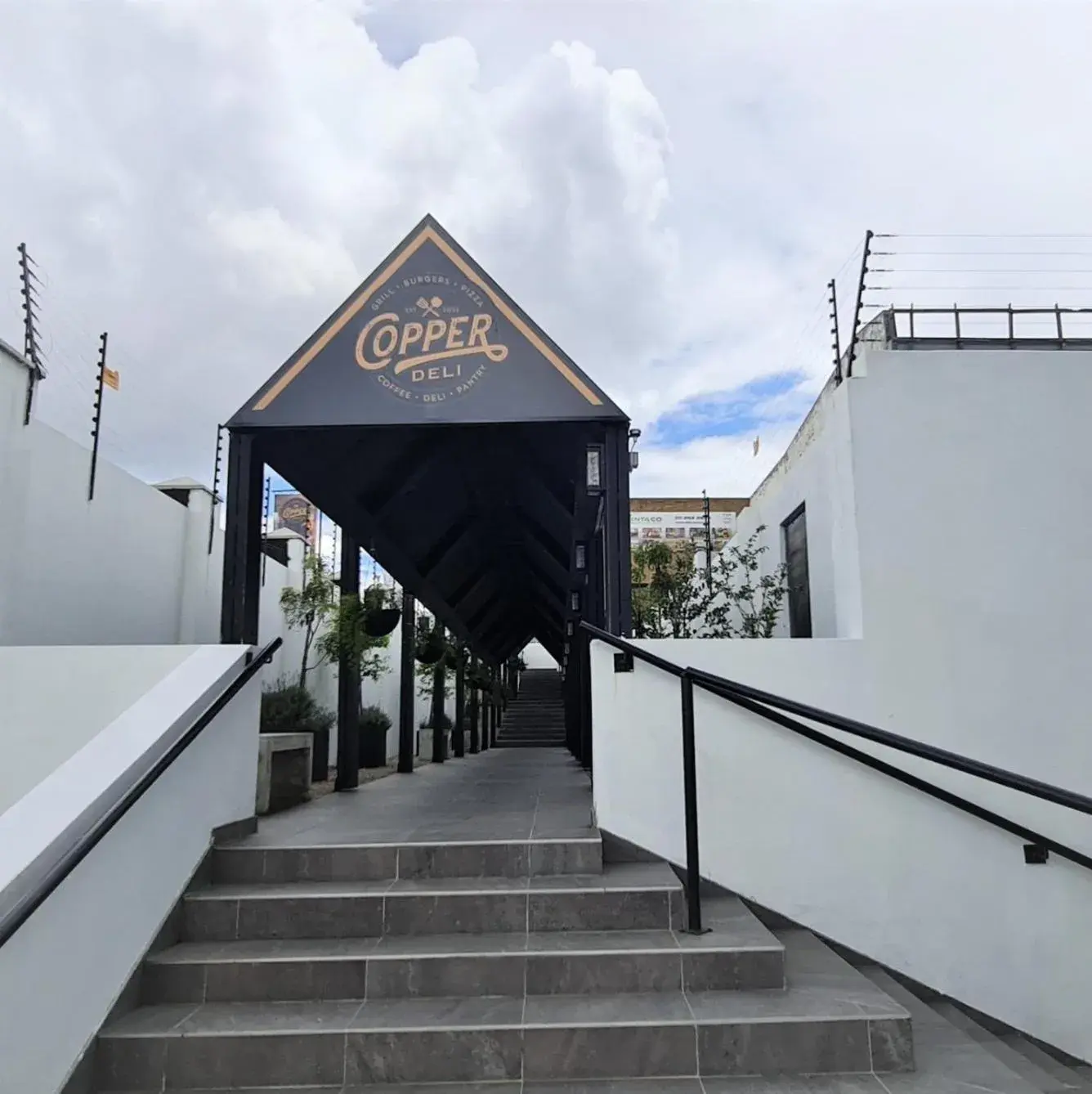 Restaurant/places to eat in MINT Express Sandton View Restaurant/places to eat in MINT Express Sandton View