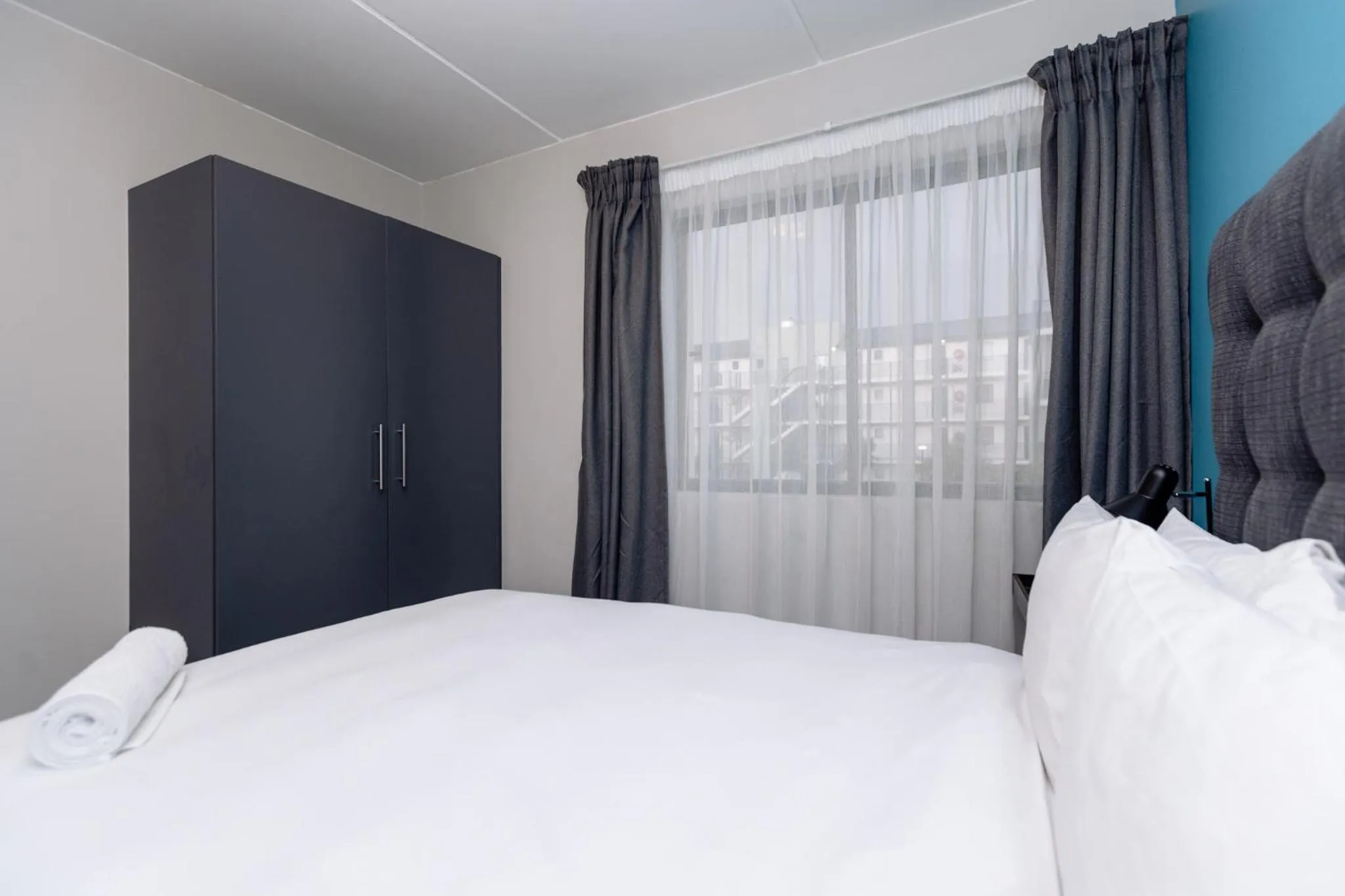 wardrobe, Bed in MINT Express Sandton View