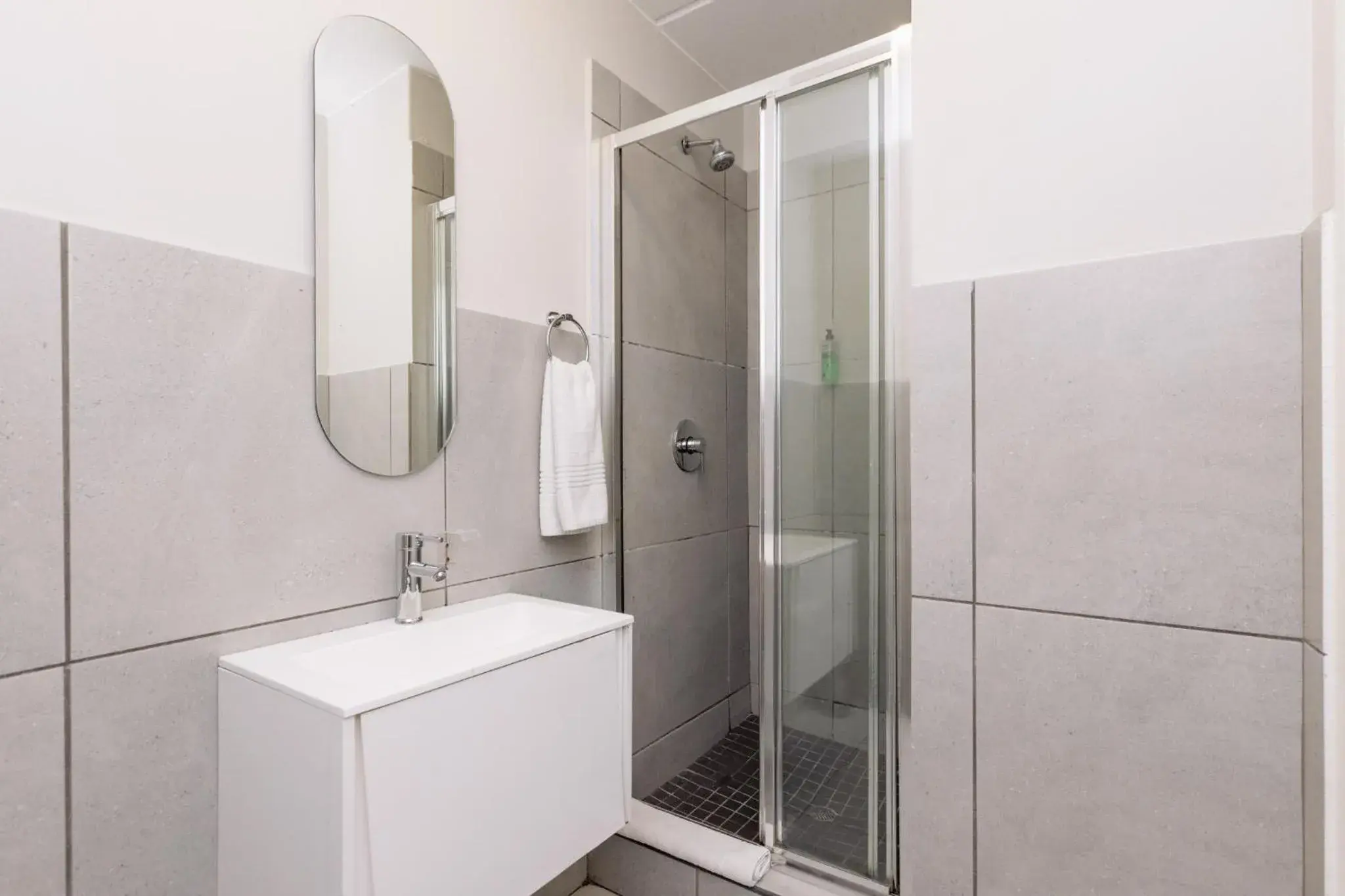 Shower in MINT Express Sandton View Shower in MINT Express Sandton View