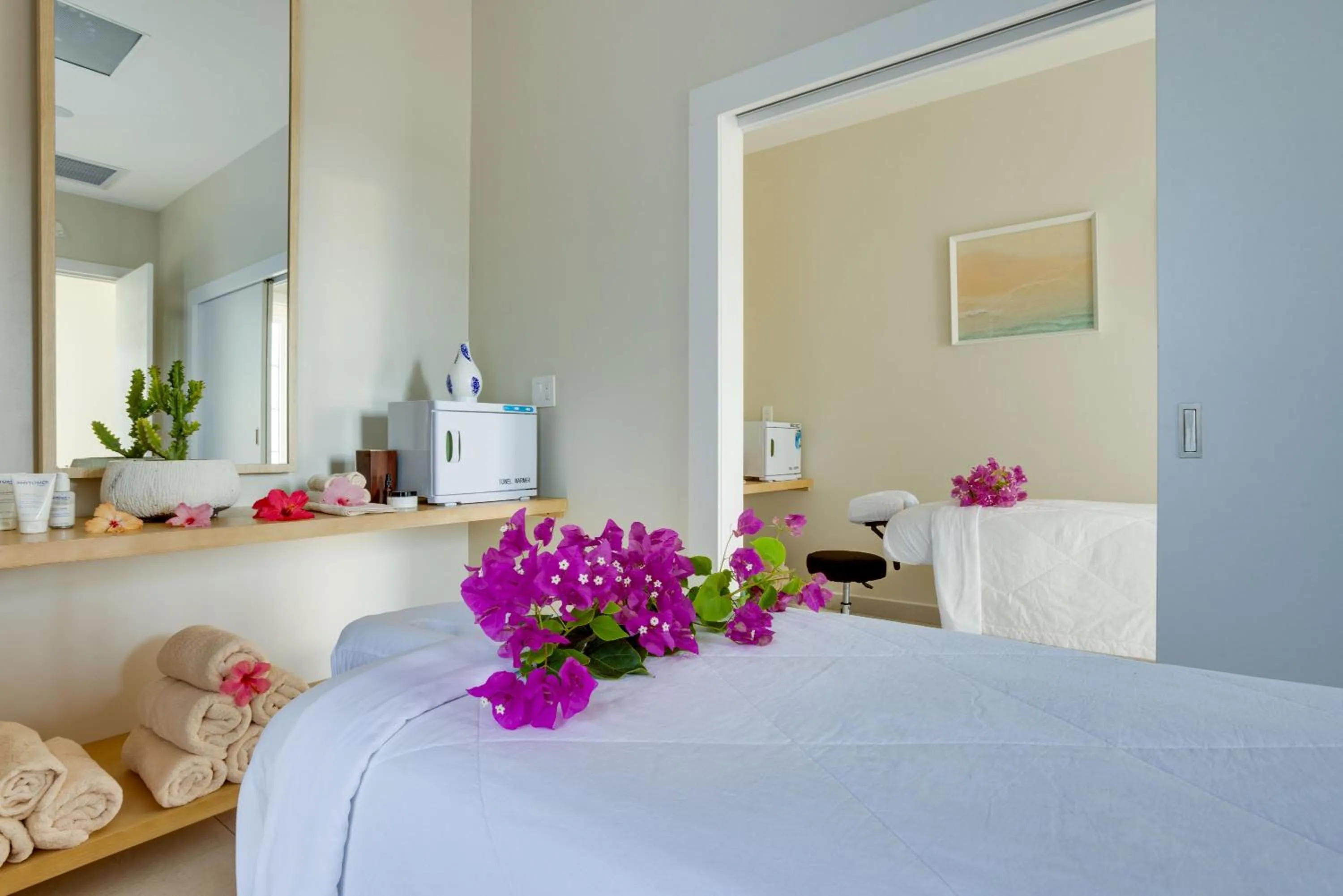 Spa and wellness centre/facilities, Bed in Alaia Belize, Autograph Collection