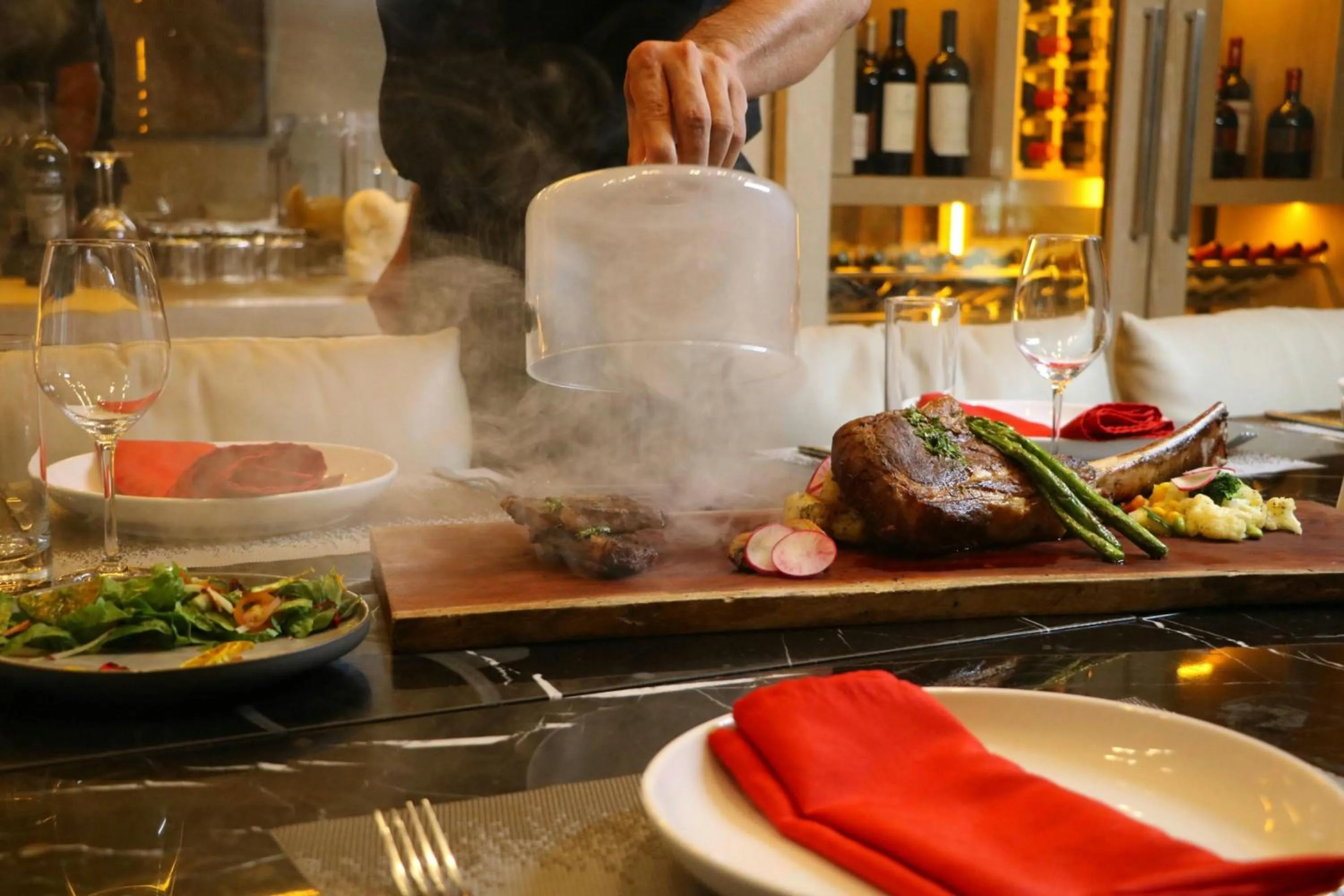 Restaurant/places to eat in Alaia Belize, Autograph Collection