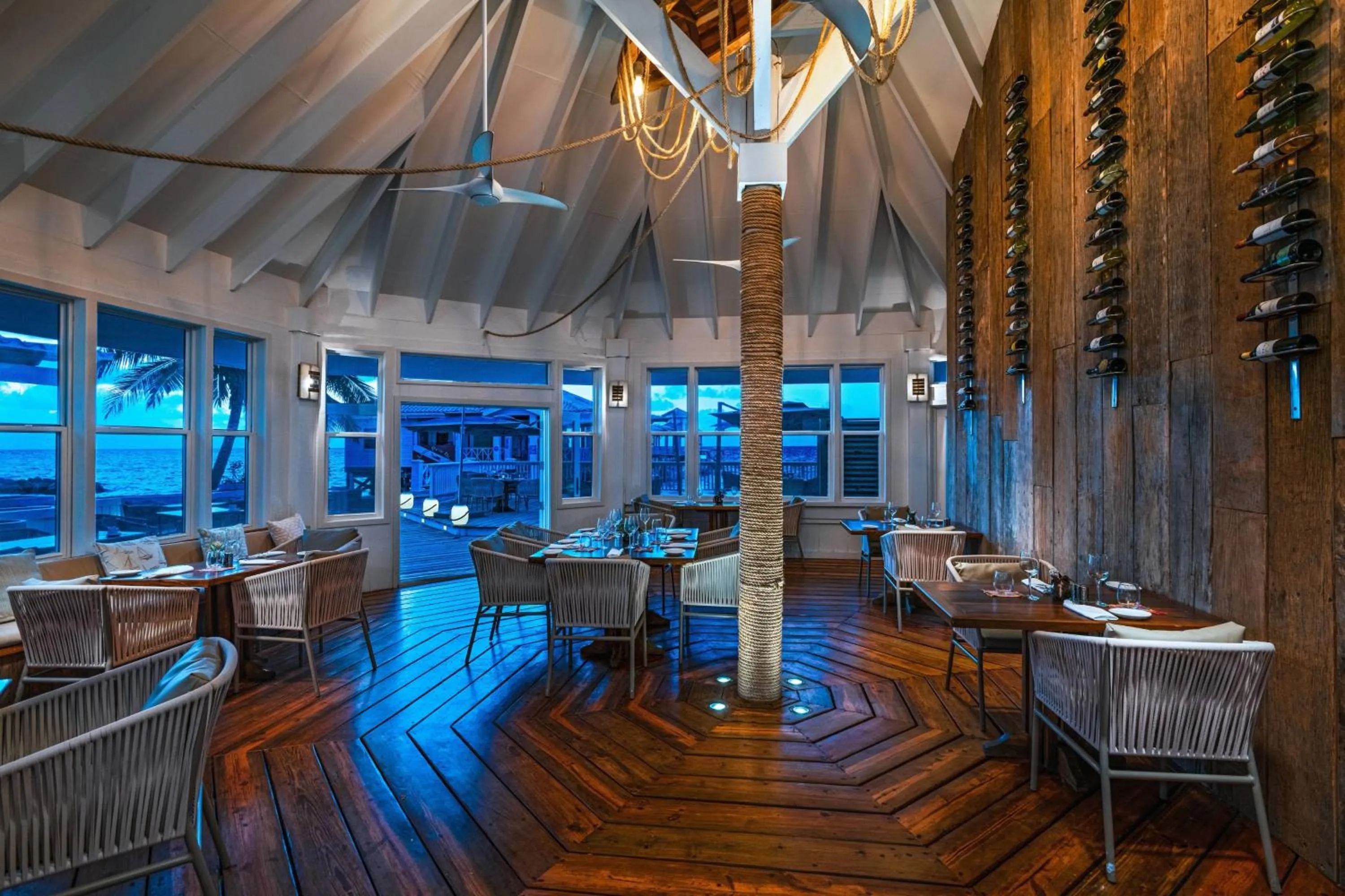 Restaurant/places to eat in Alaia Belize, Autograph Collection