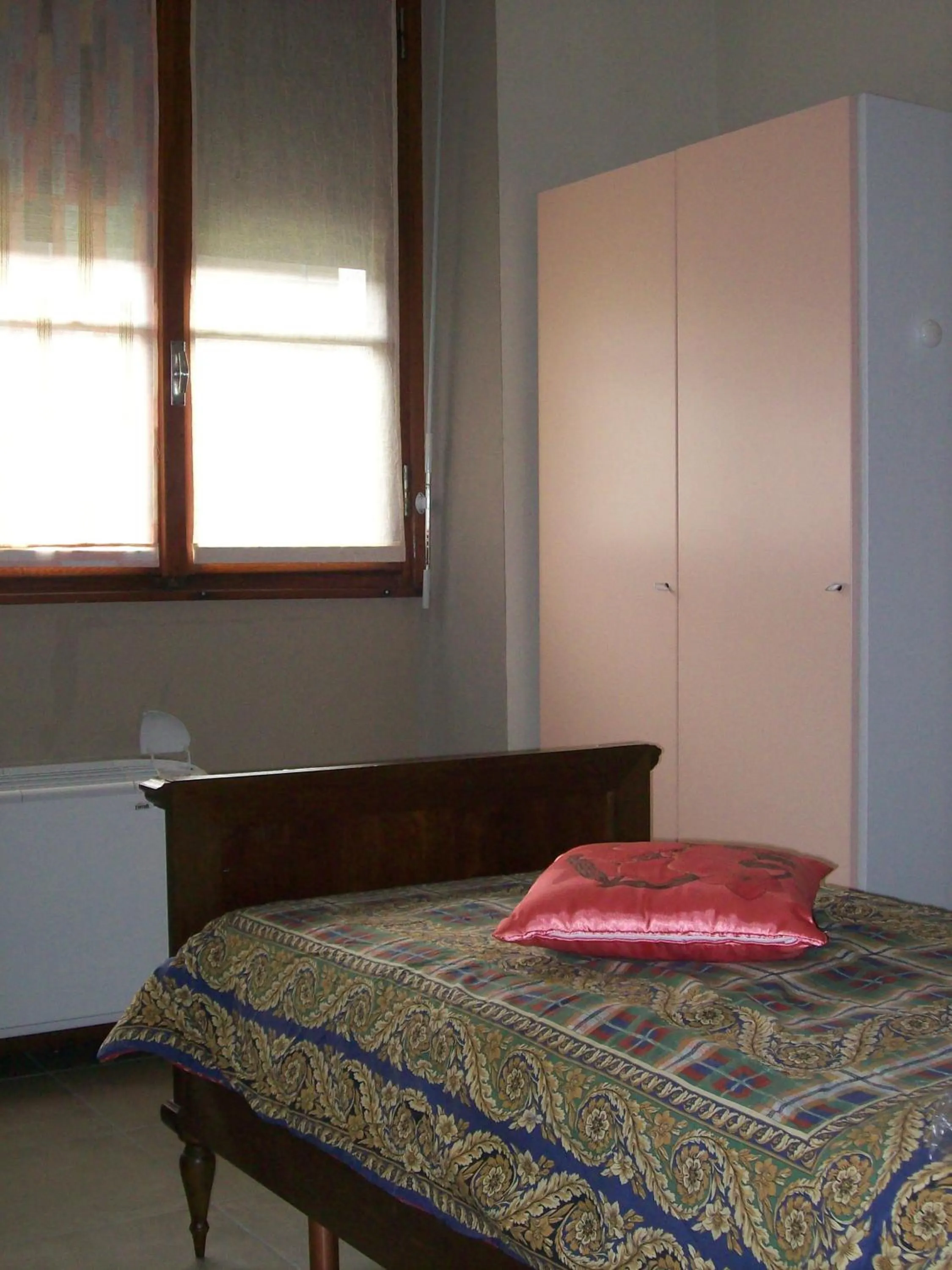 Bedroom, Bed in La Bottega Del Falegname