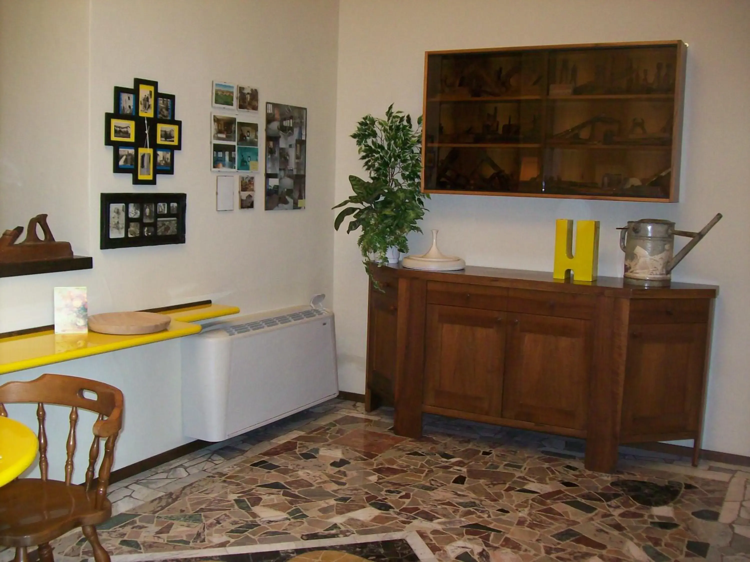 Lobby or reception in La Bottega Del Falegname Lobby or reception in La Bottega Del Falegname