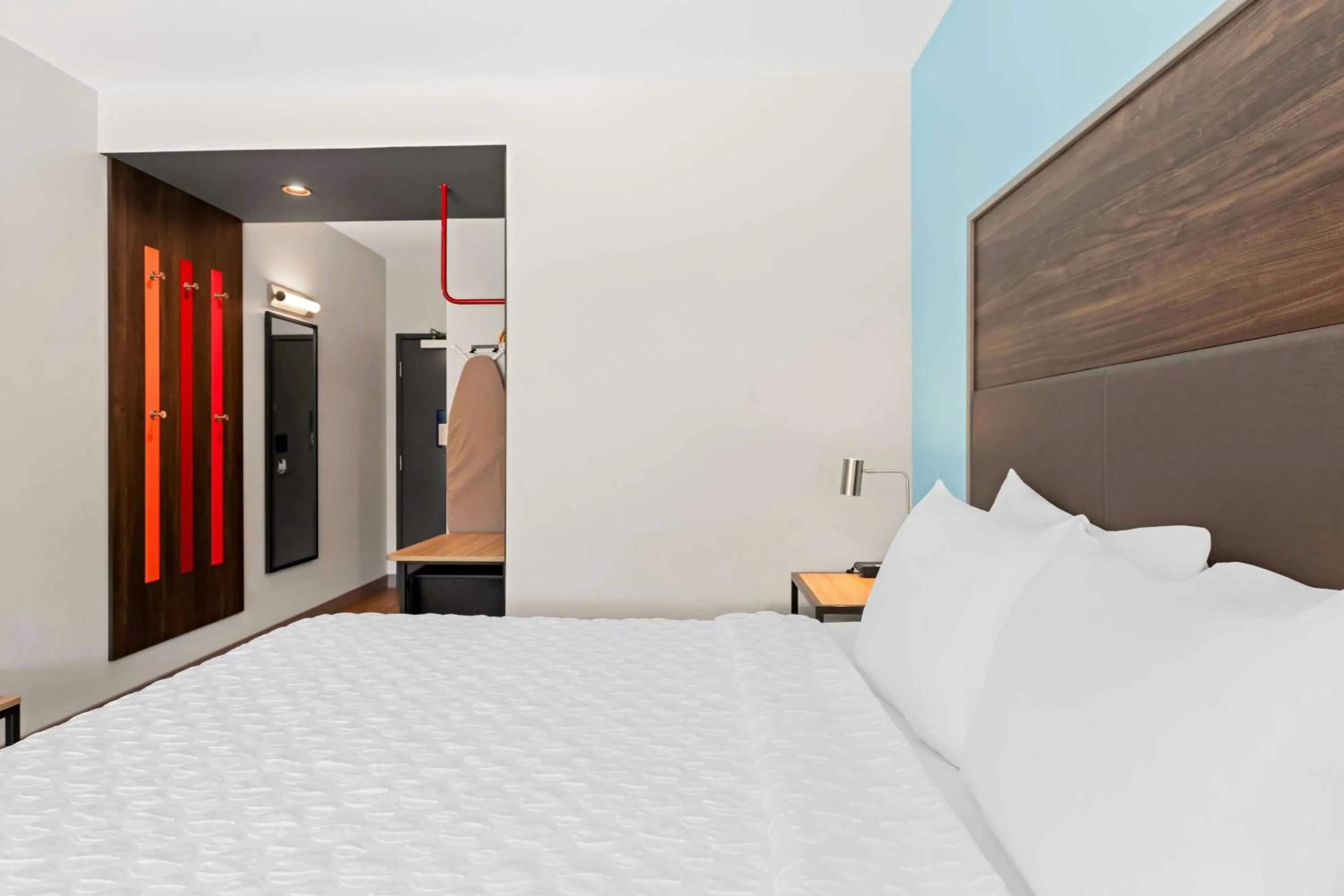 Bed in Tru by Hilton Asheville Blue Ridge Parkway