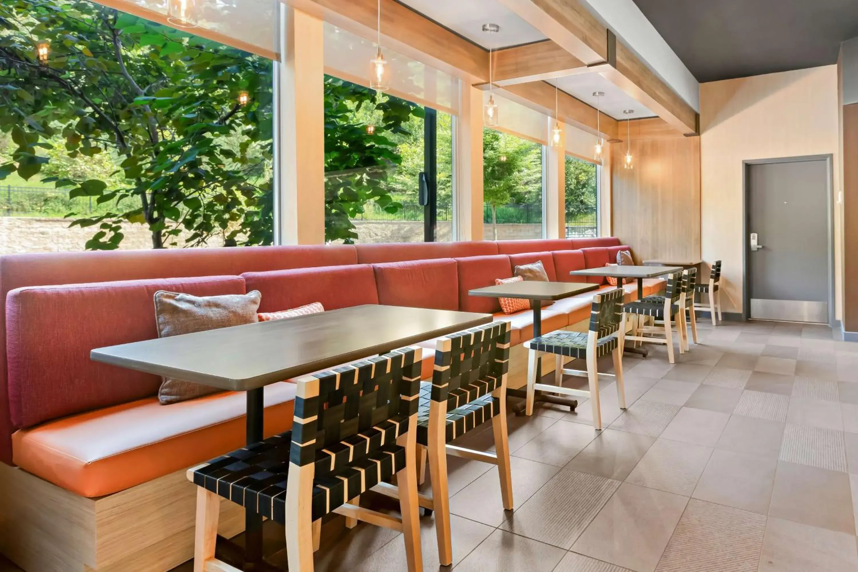 Breakfast in Tru by Hilton Asheville Blue Ridge Parkway Breakfast in Tru by Hilton Asheville Blue Ridge Parkway