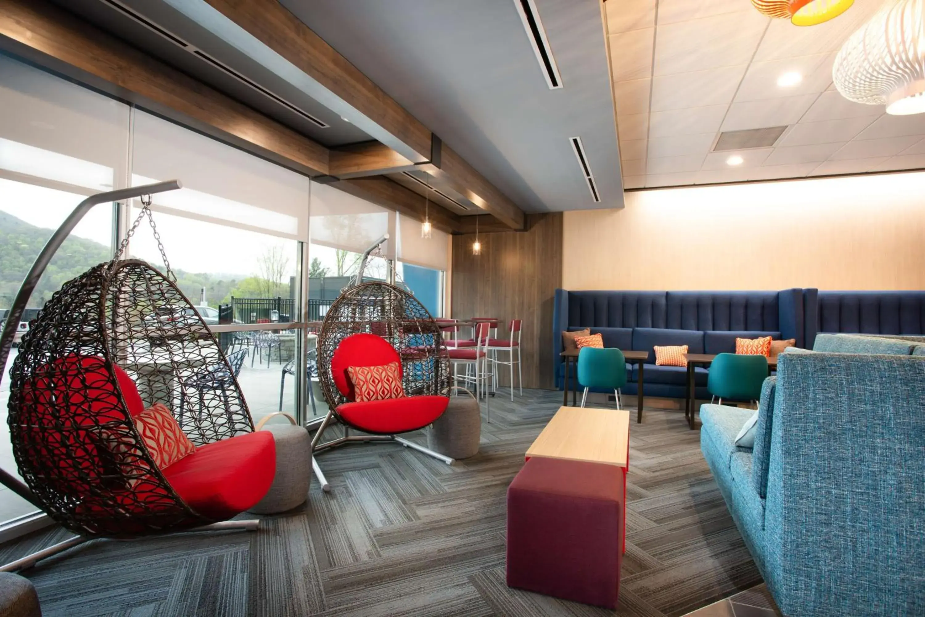 Lobby or reception in Tru by Hilton Asheville Blue Ridge Parkway Lobby or reception in Tru by Hilton Asheville Blue Ridge Parkway