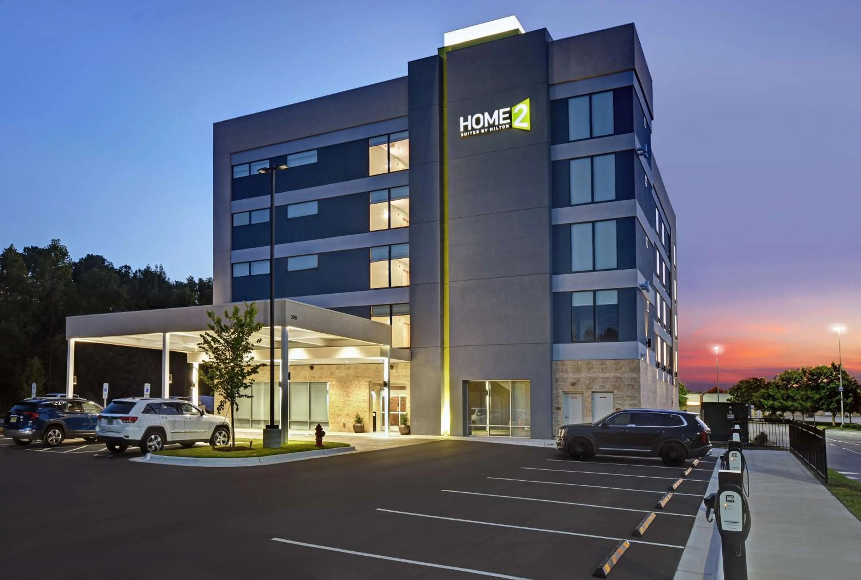 Property building in Home2 Suites By Hilton Raleigh North I-540