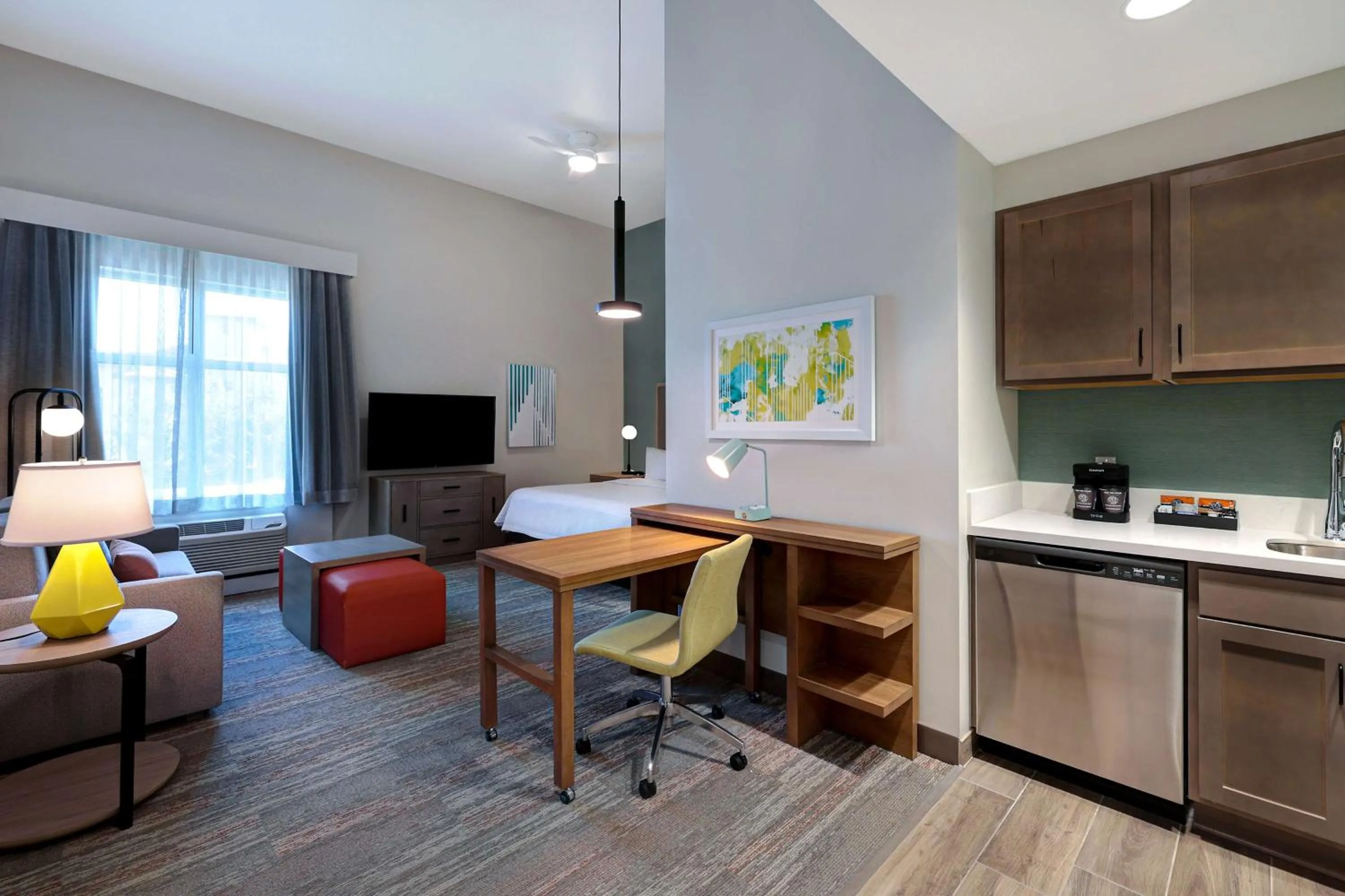 Bedroom in Homewood Suites By Hilton Santa Clarita/Valencia, Ca