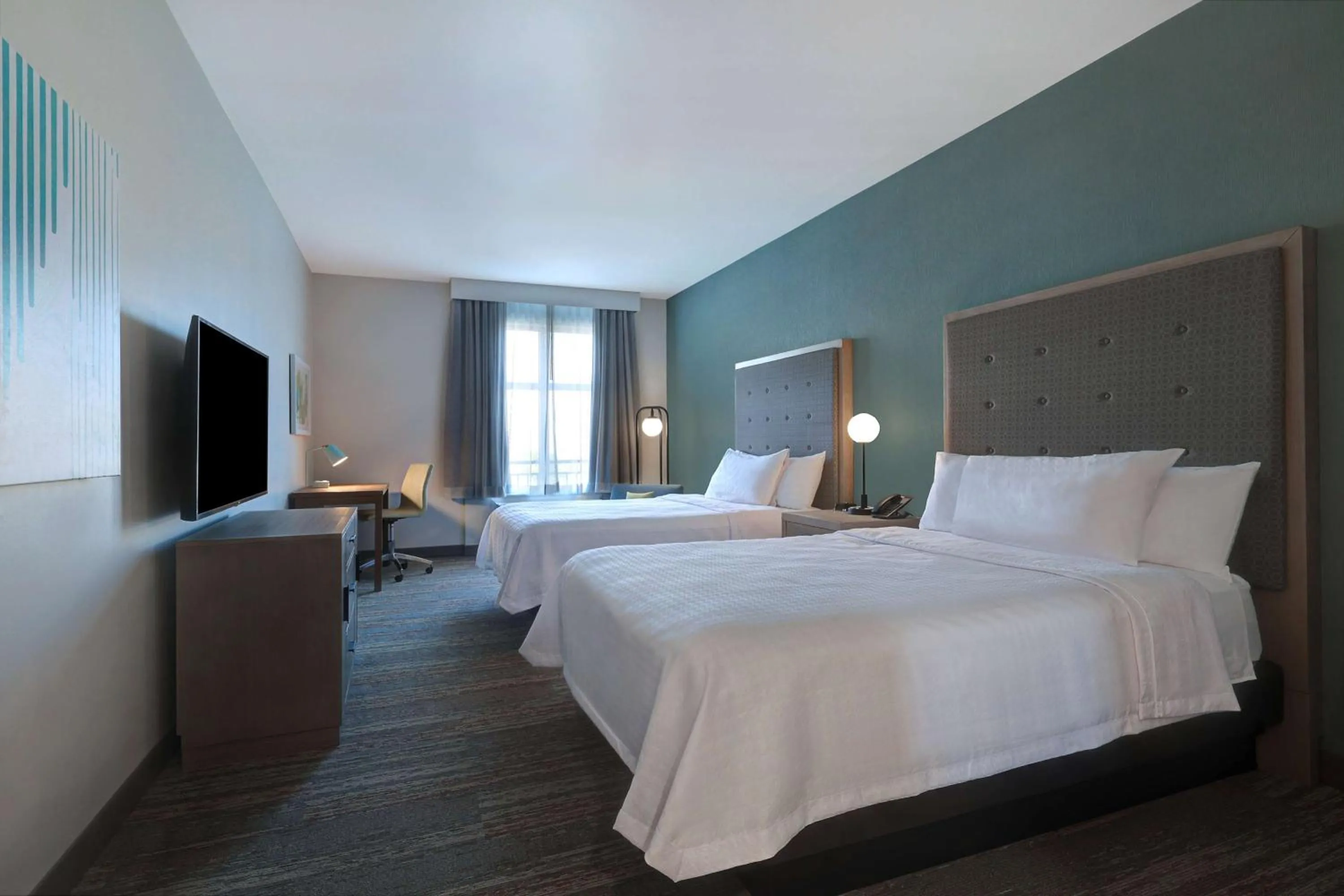 Bedroom, Bed in Homewood Suites By Hilton Santa Clarita/Valencia, Ca