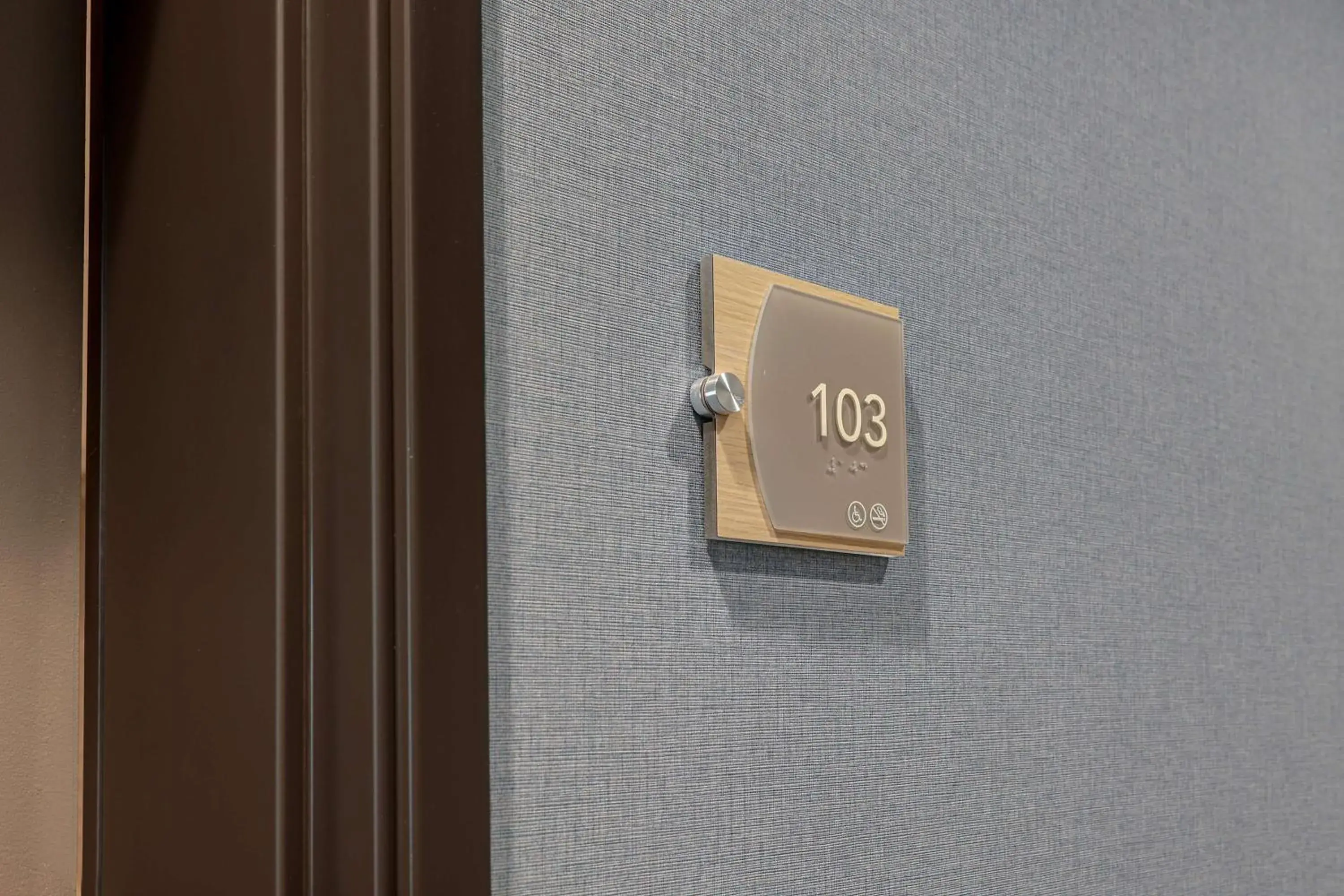 Photo of the whole room in Homewood Suites By Hilton Santa Clarita/Valencia, Ca Photo of the whole room in Homewood Suites By Hilton Santa Clarita/Valencia, Ca