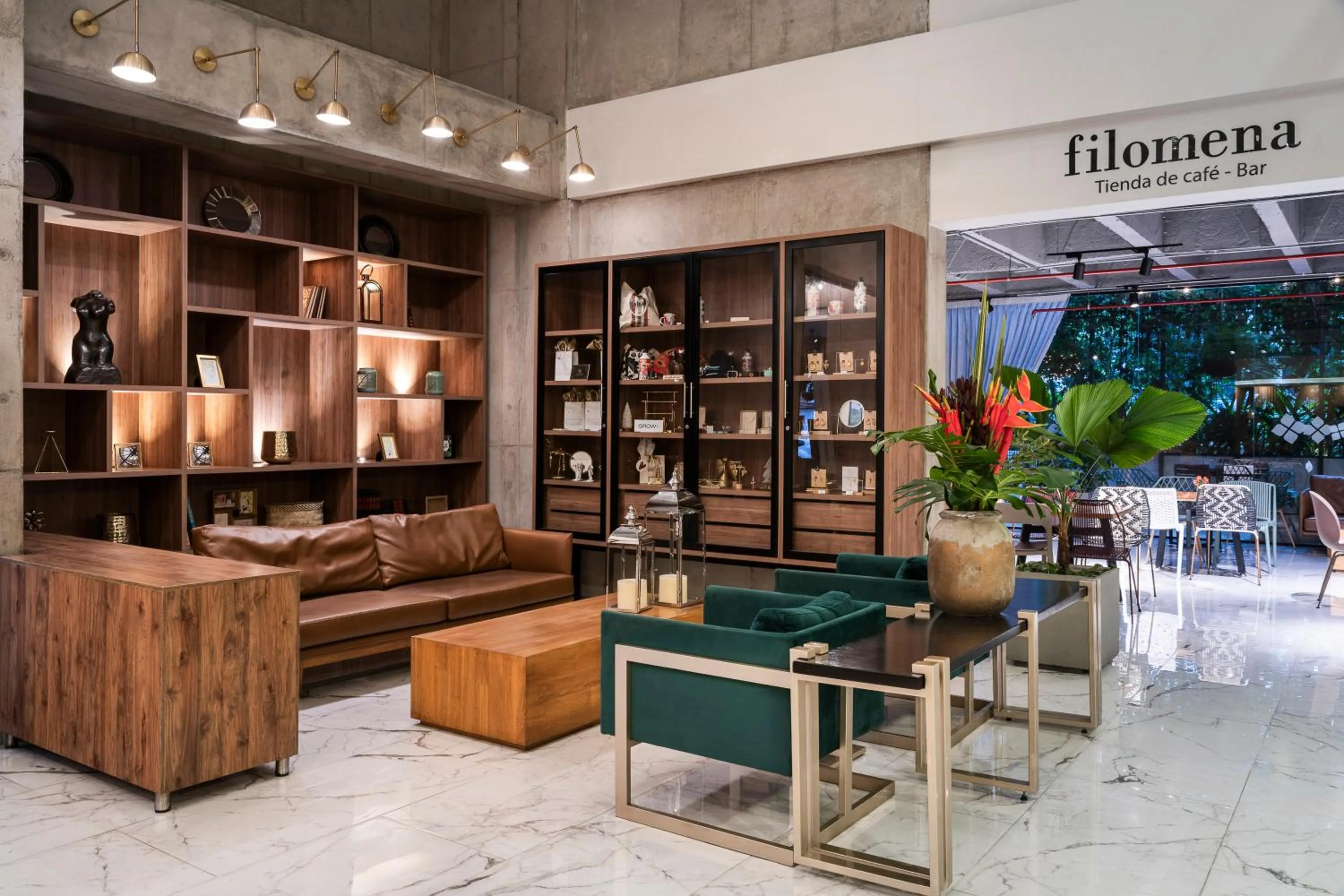 Restaurant/places to eat in Hilton Garden Inn Cali Ciudad Jardin