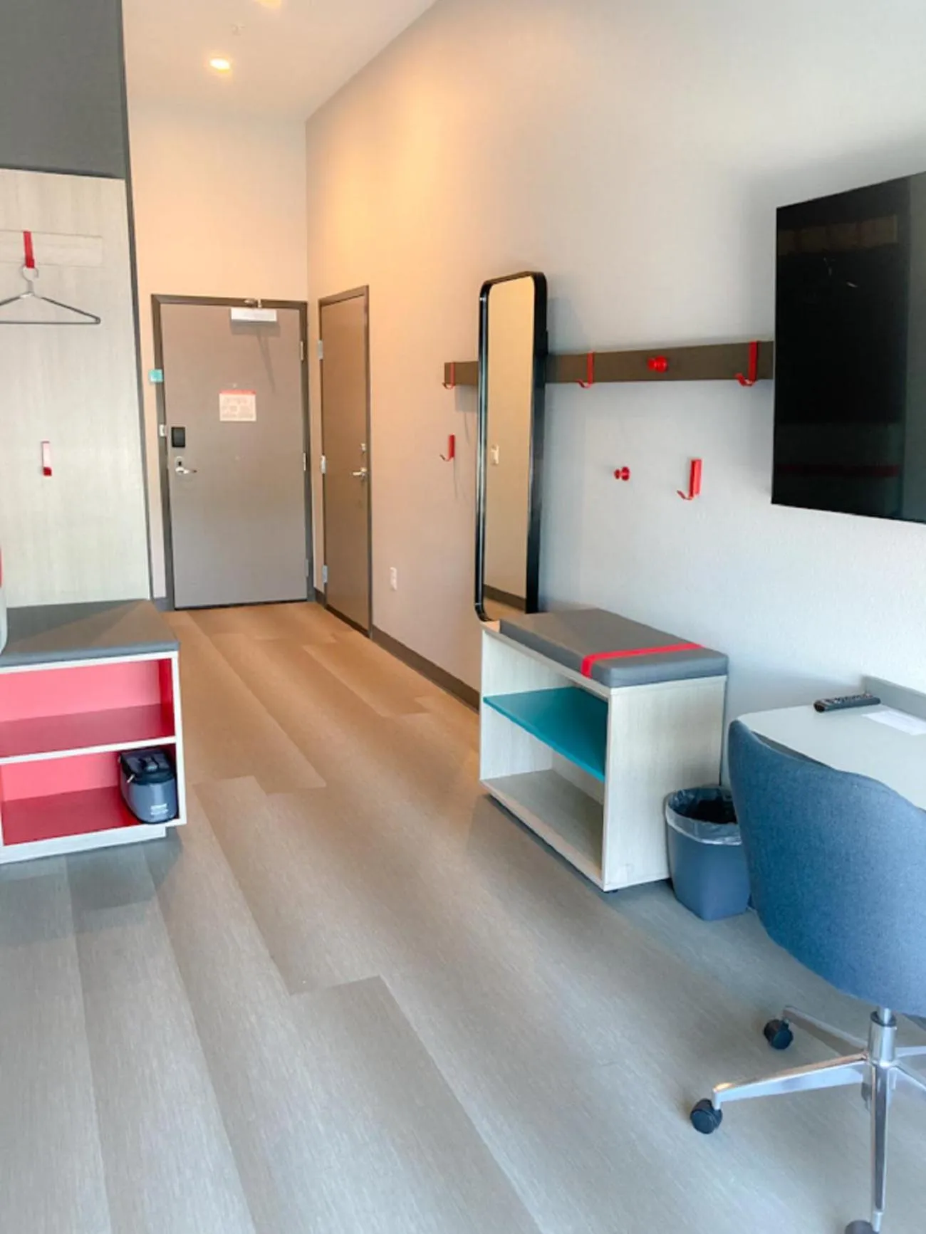 Photo of the whole room in avid hotels - Zeeland by IHG