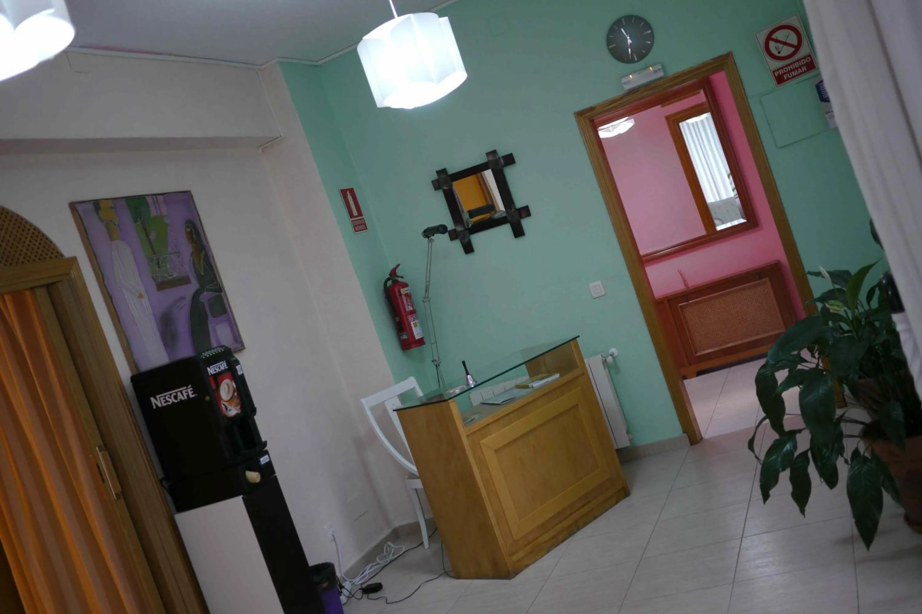 Lobby or reception in Hostal El Alba