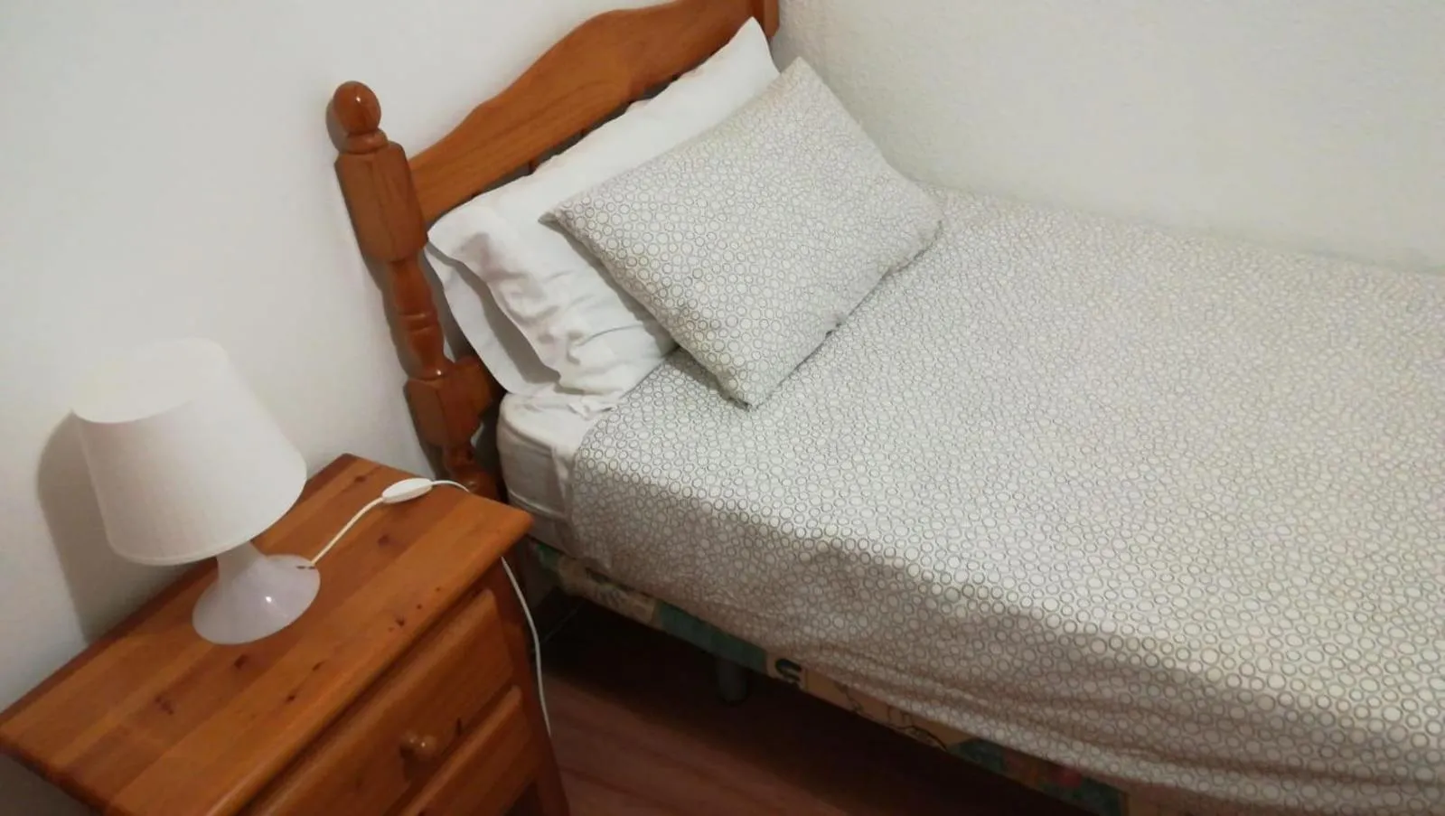 Bed in Hostal El Alba