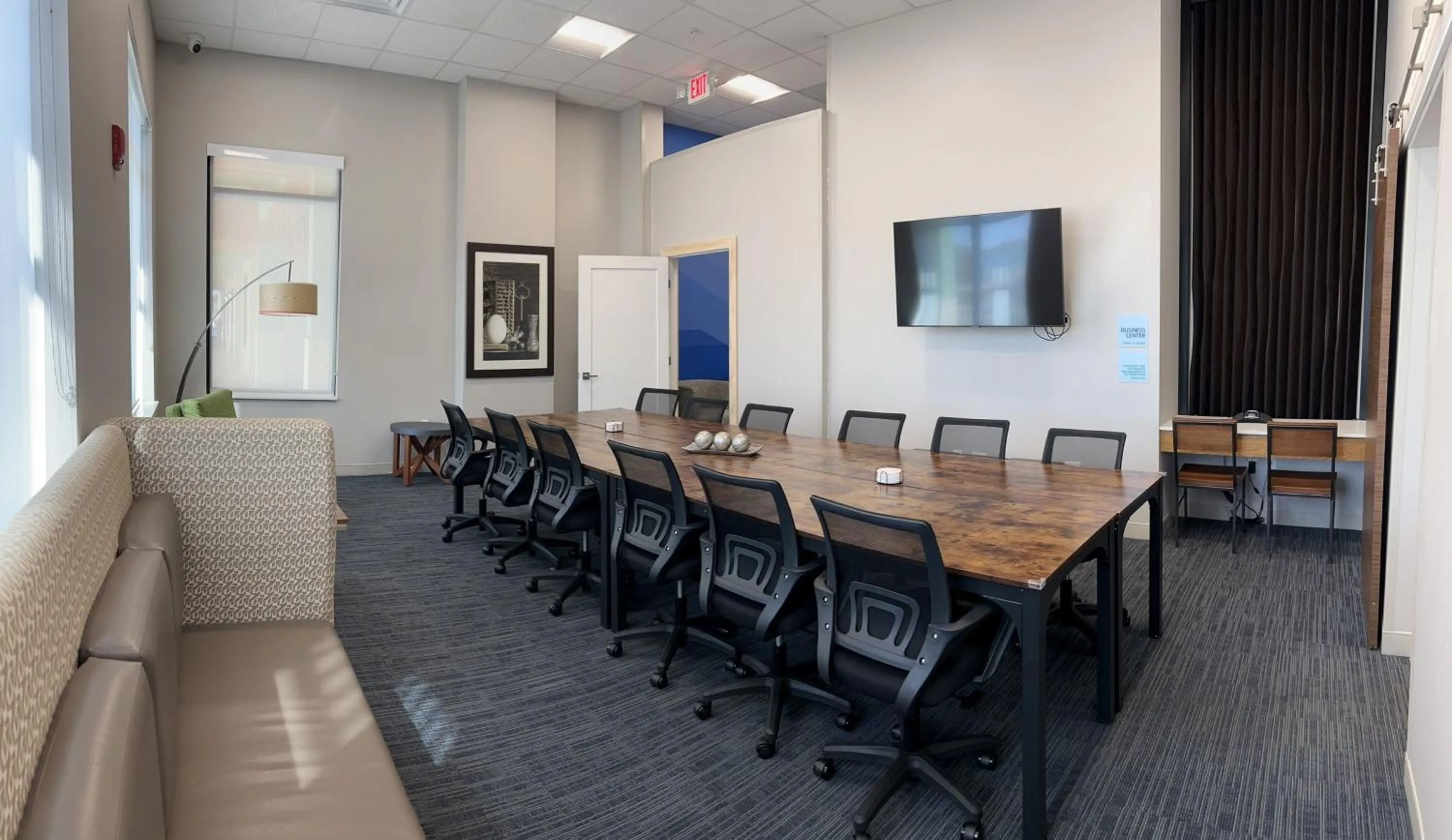 Meeting/conference room in Holiday Inn Express St. Augustine - Vilano Beach by IHG