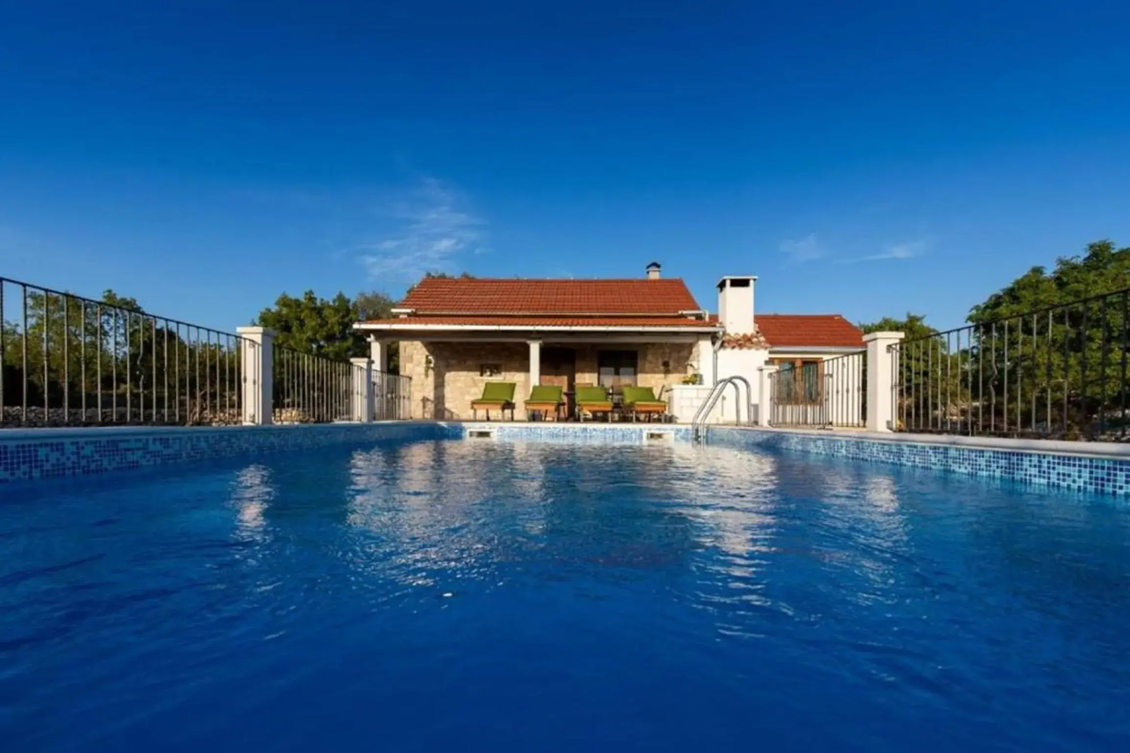 Villa Menalo Villa Menalo