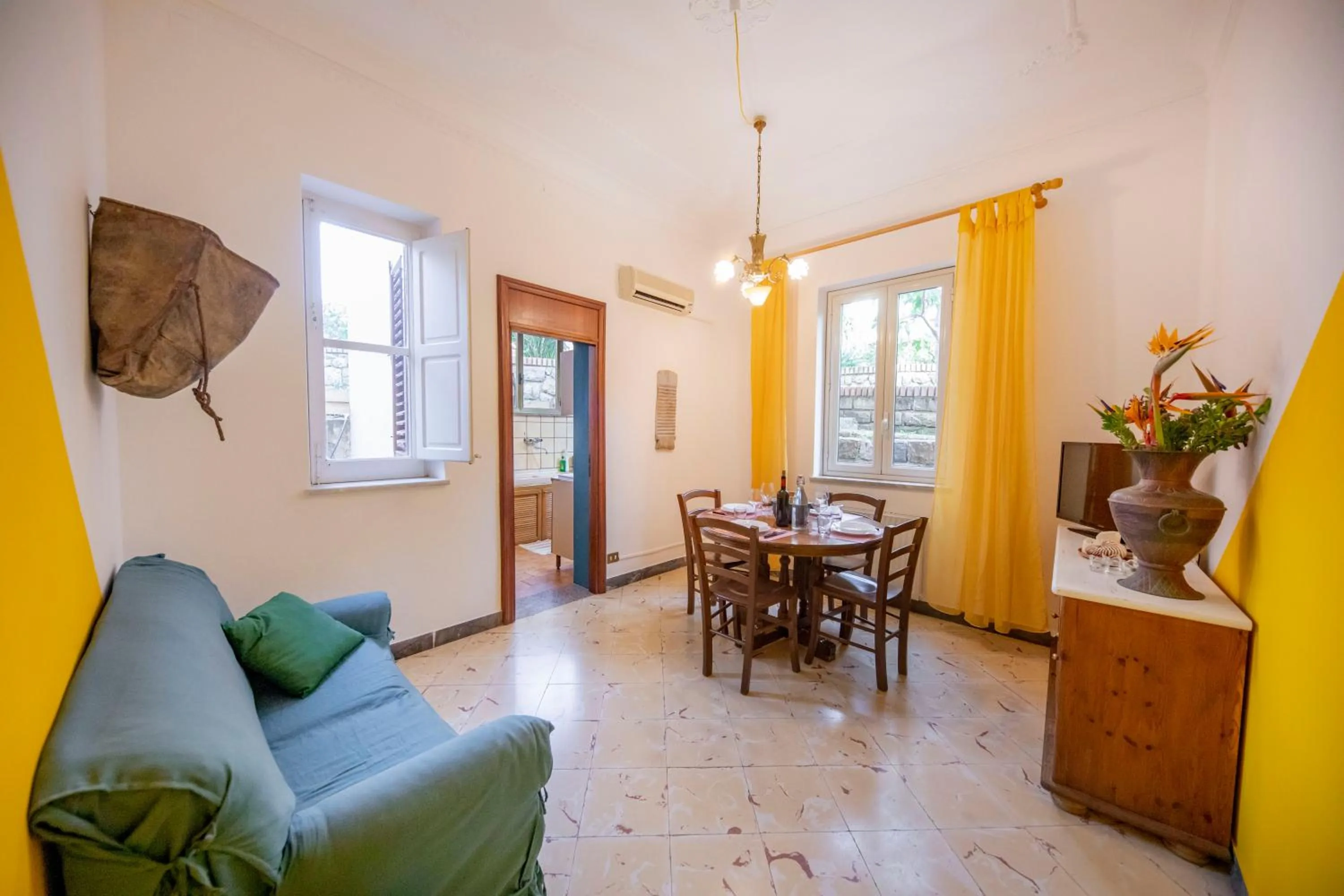 Dining area in Villa Caterina - Solemar Sicilia