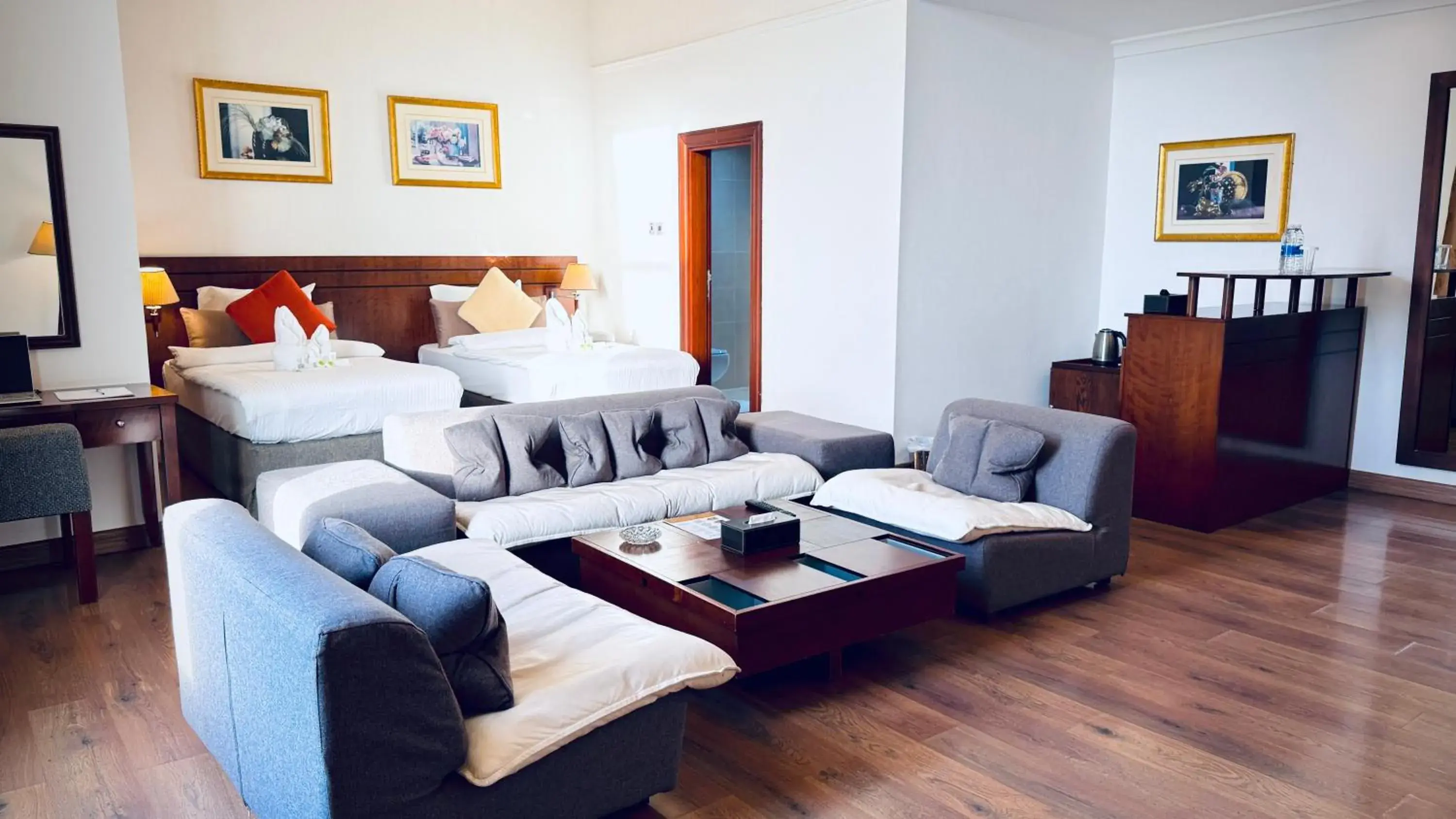 Bedroom, Bed in Le Jazz Hotel Bedroom, Bed in Le Jazz Hotel