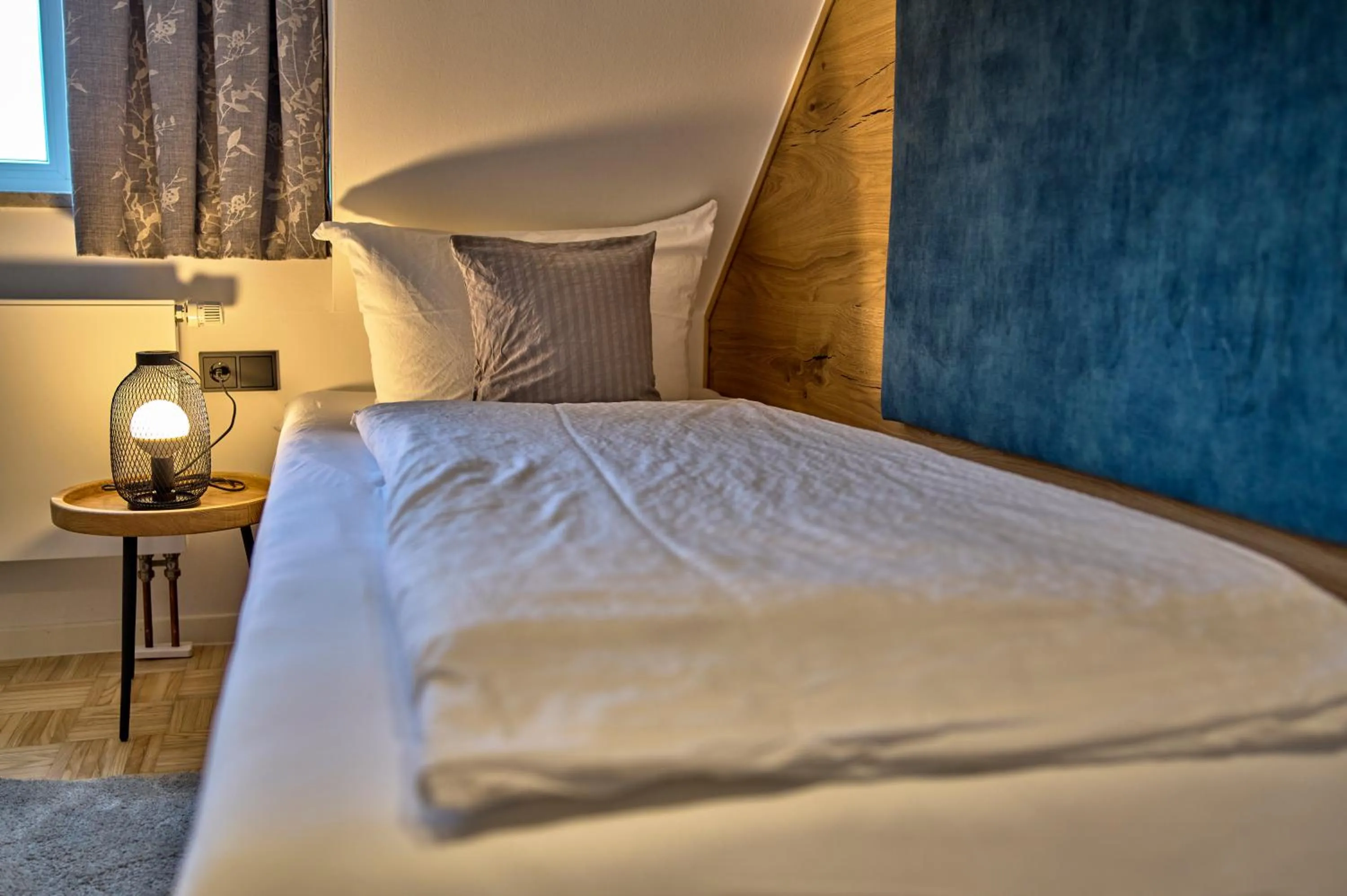 Bed in Gasthaus Hotel Ostermeier