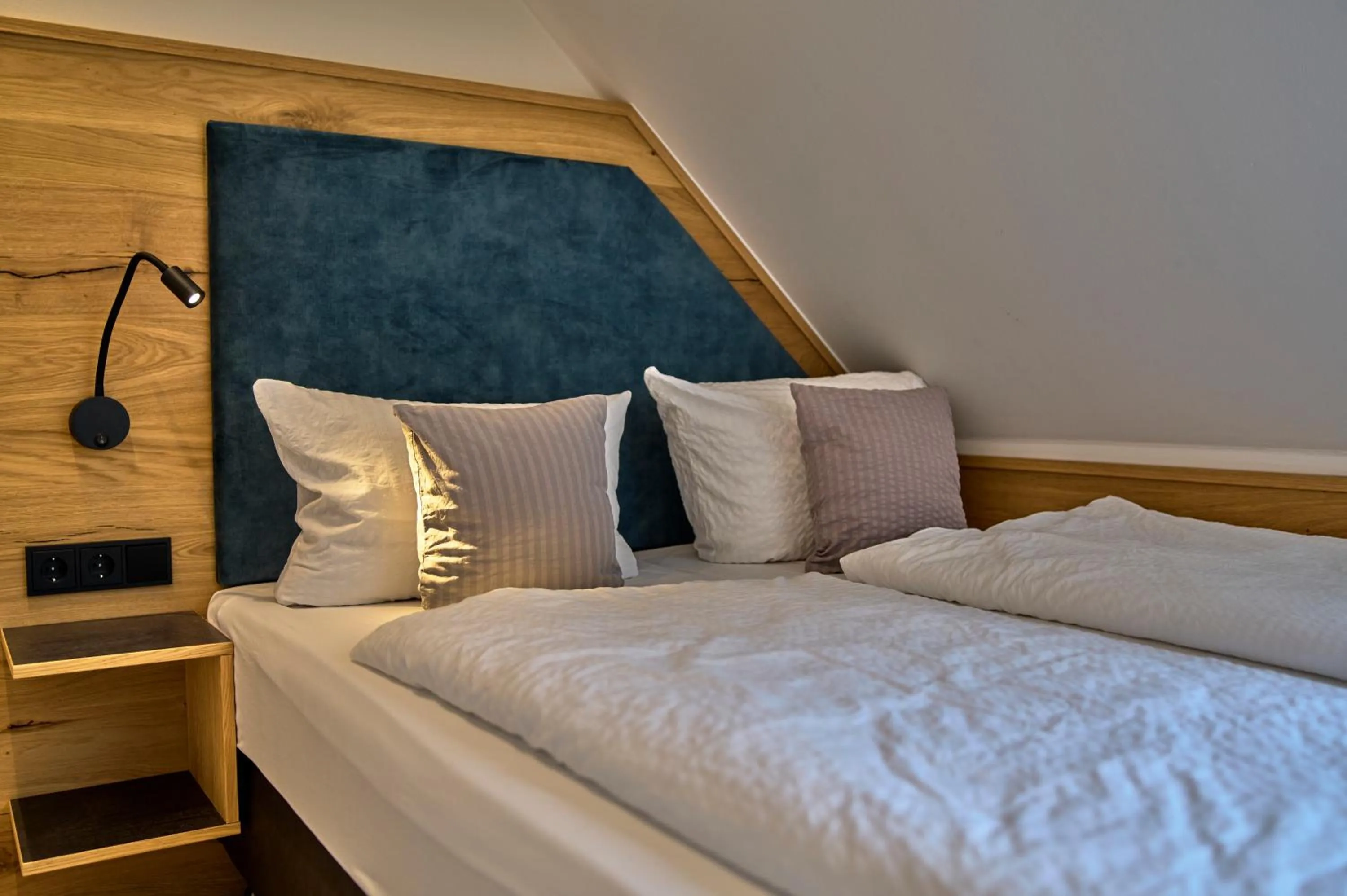 Bed in Gasthaus Hotel Ostermeier